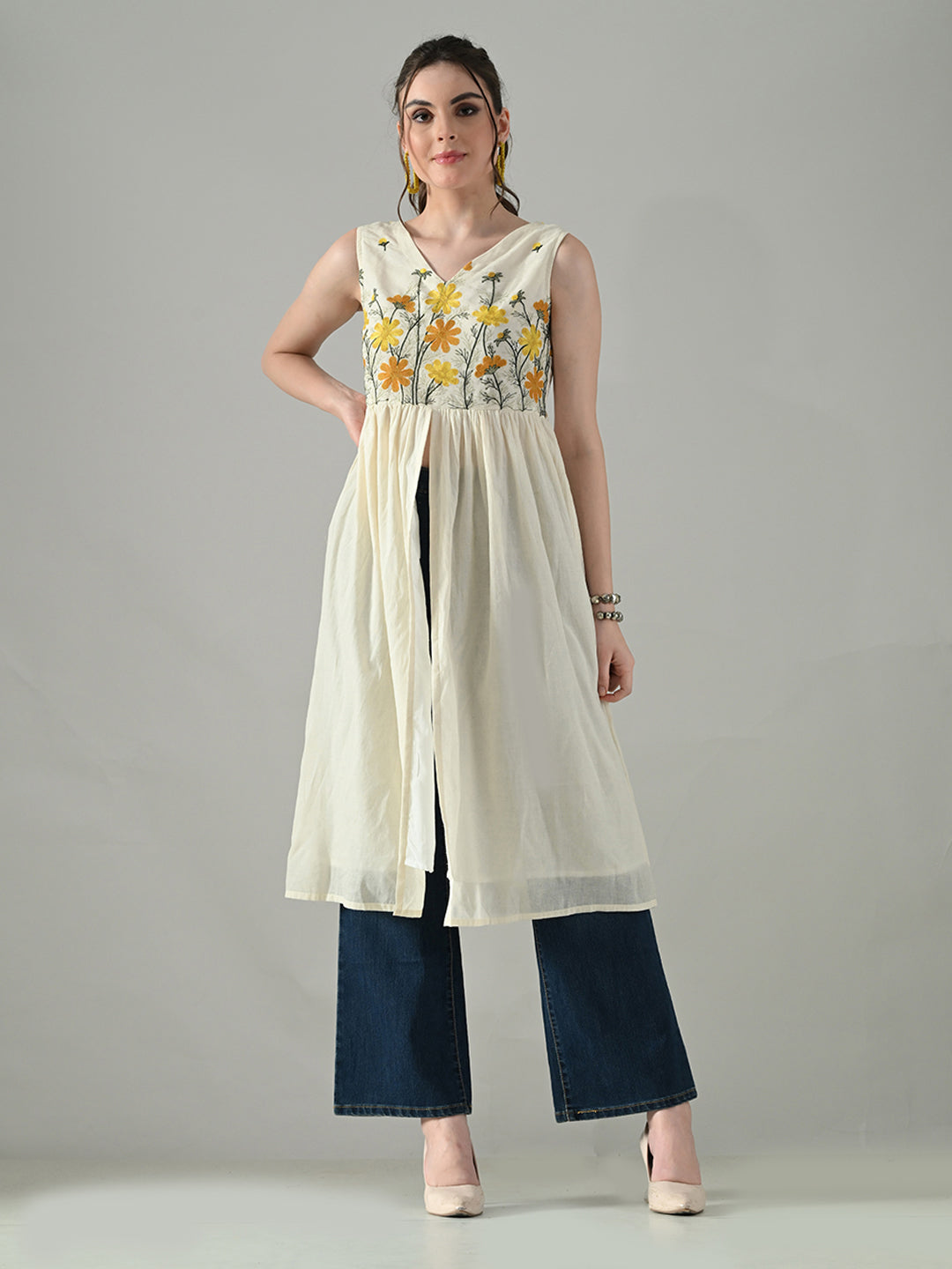 Myshka Women Off White Multicolor Thread Embroidered Sleeveless Long Kurta