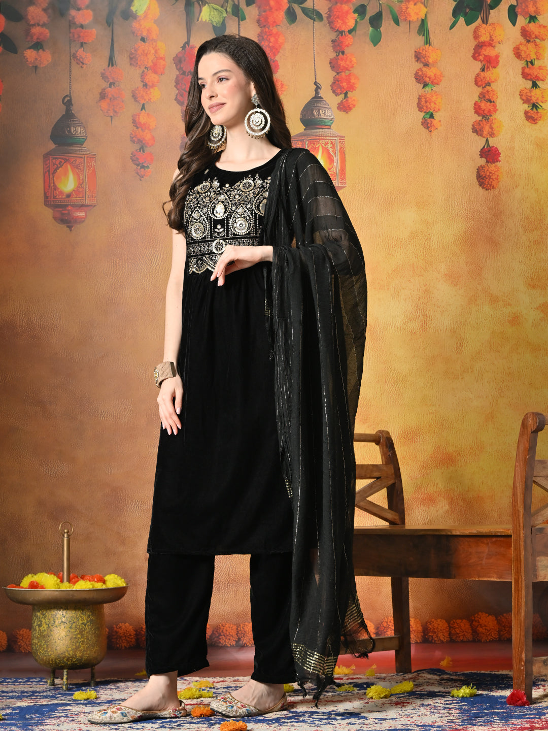 Myshka Women Black Velvet Embroidered Yoke Sleeveless Kurta Set with Dupatta