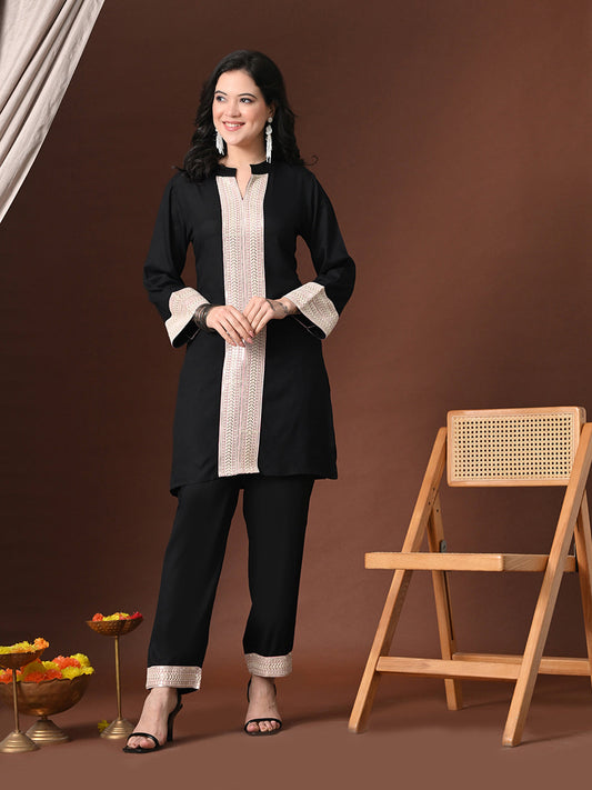 Myshka Women Black Rayon Three-Forth Sleeve Kurta with Trouser