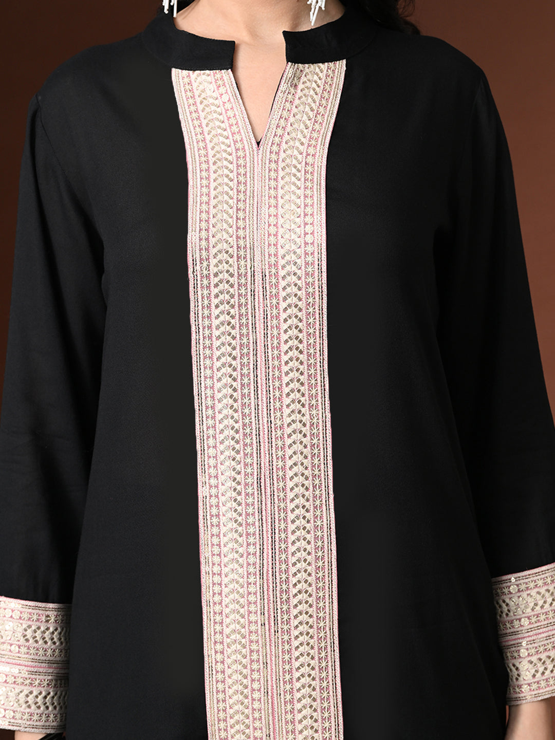 Myshka Women Black Rayon Three-Forth Sleeve Kurta with Trouser