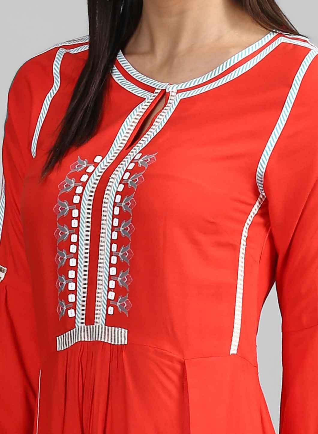 W for Woman Red Round Neck Floral Print kurta