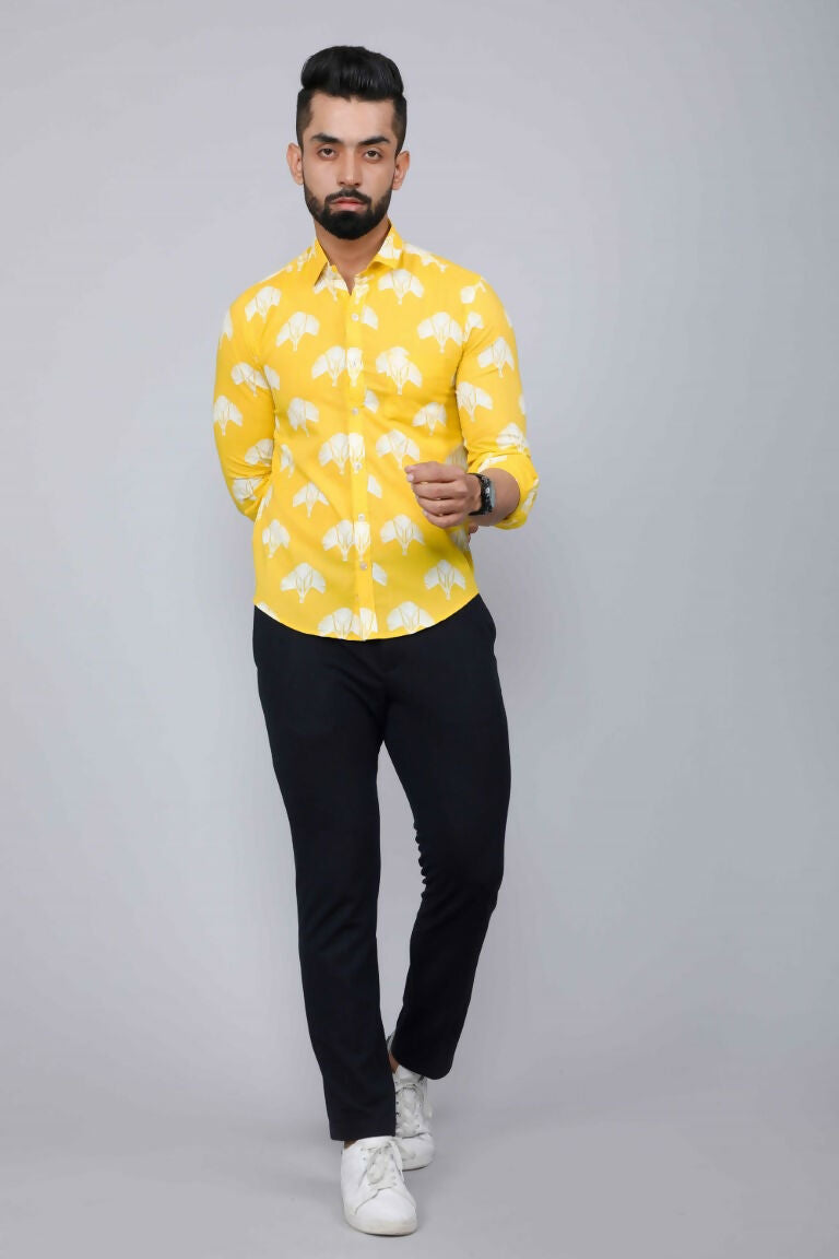 Miravan Men's Yellow and White Floral Printed Full Sleeves Cotton Casual Shirt 