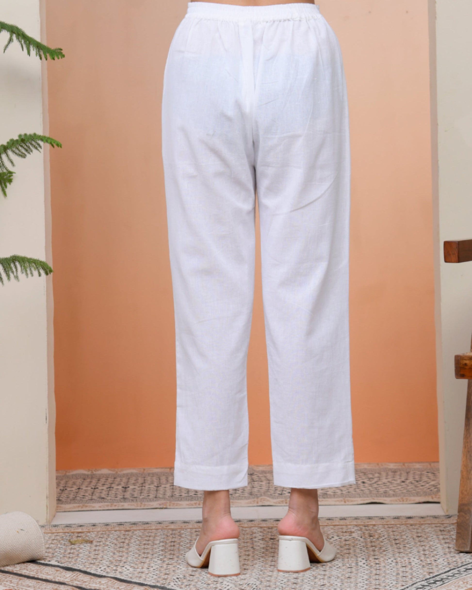 Vaasva Women Whitel Cotton Flax Solid Straight Pants 
