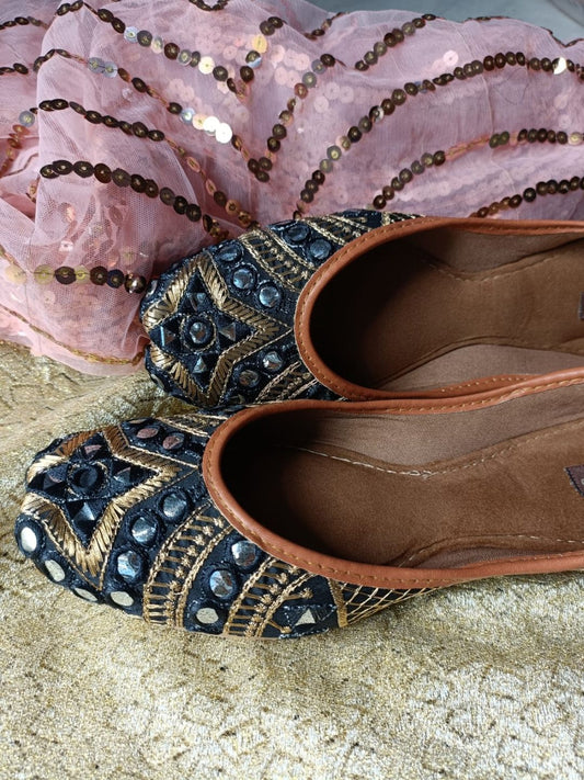 Desi Colour Women Indian Ethnic Footwear-Mini Dabka-Black Mirror