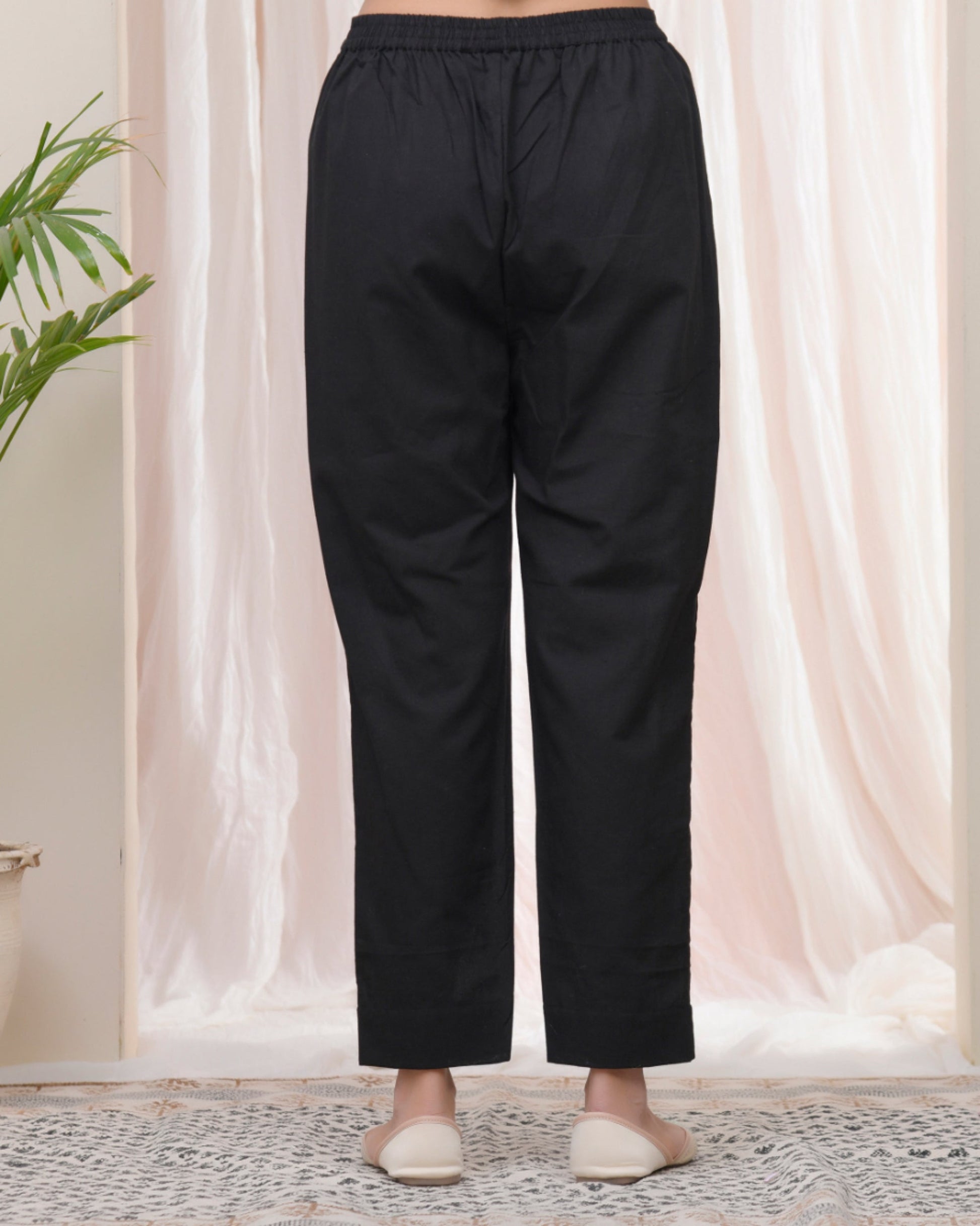 Vaasva Women Black Cotton Flax Solid Straight Pants 