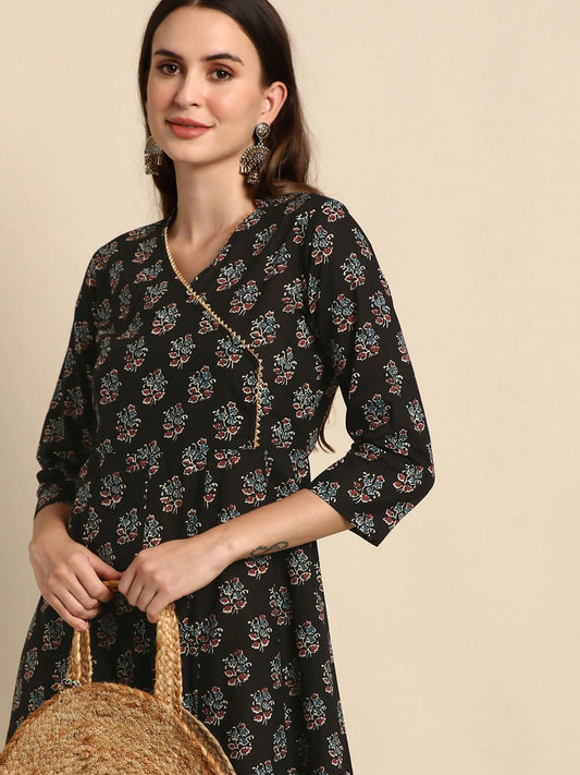 Janasya Women Black Ethnic Motif Printed Gotta Patti Anarkali Kurta