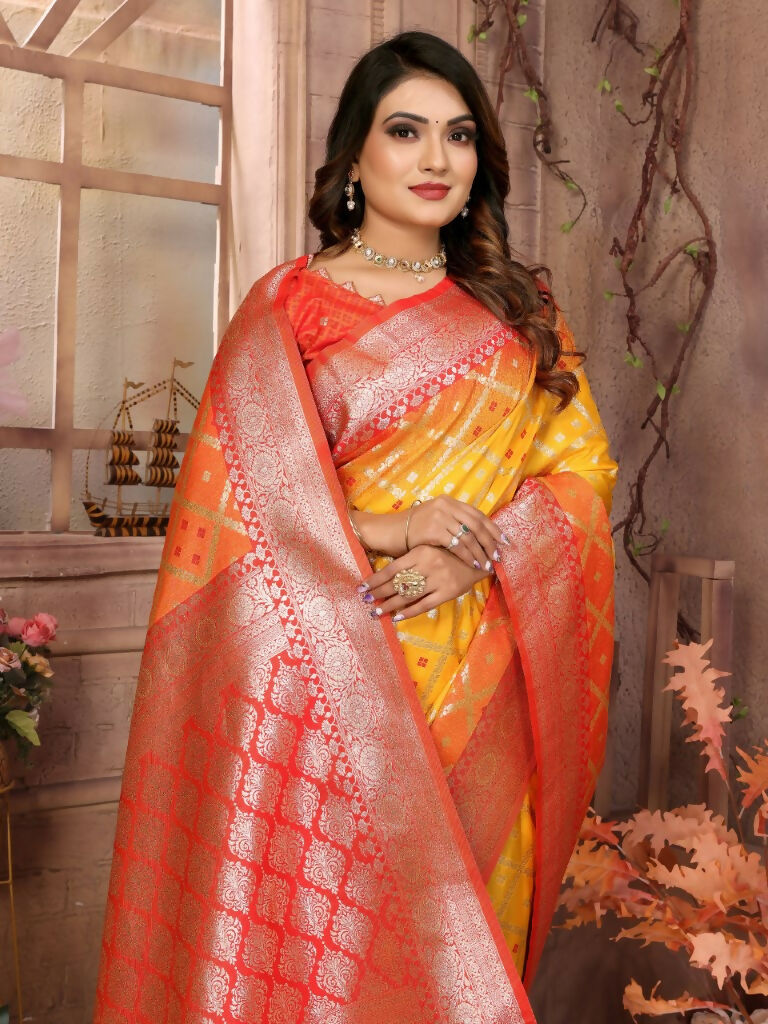 Anaita Yellow kochi Silk With Beautiful Checks Weaving Saree With Blouse