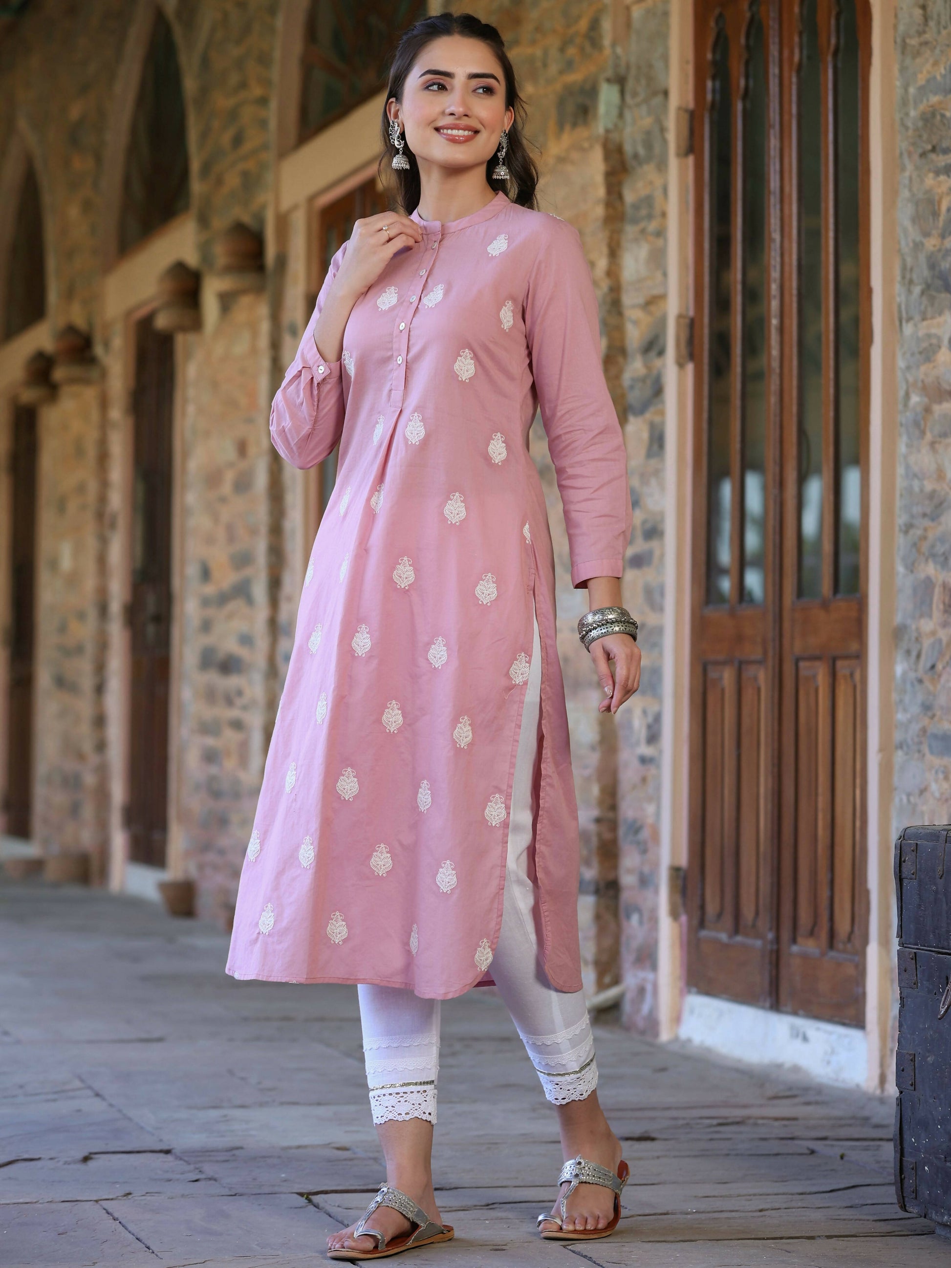 Juniper Women's Pink Cambric Printed Straight Kurta
