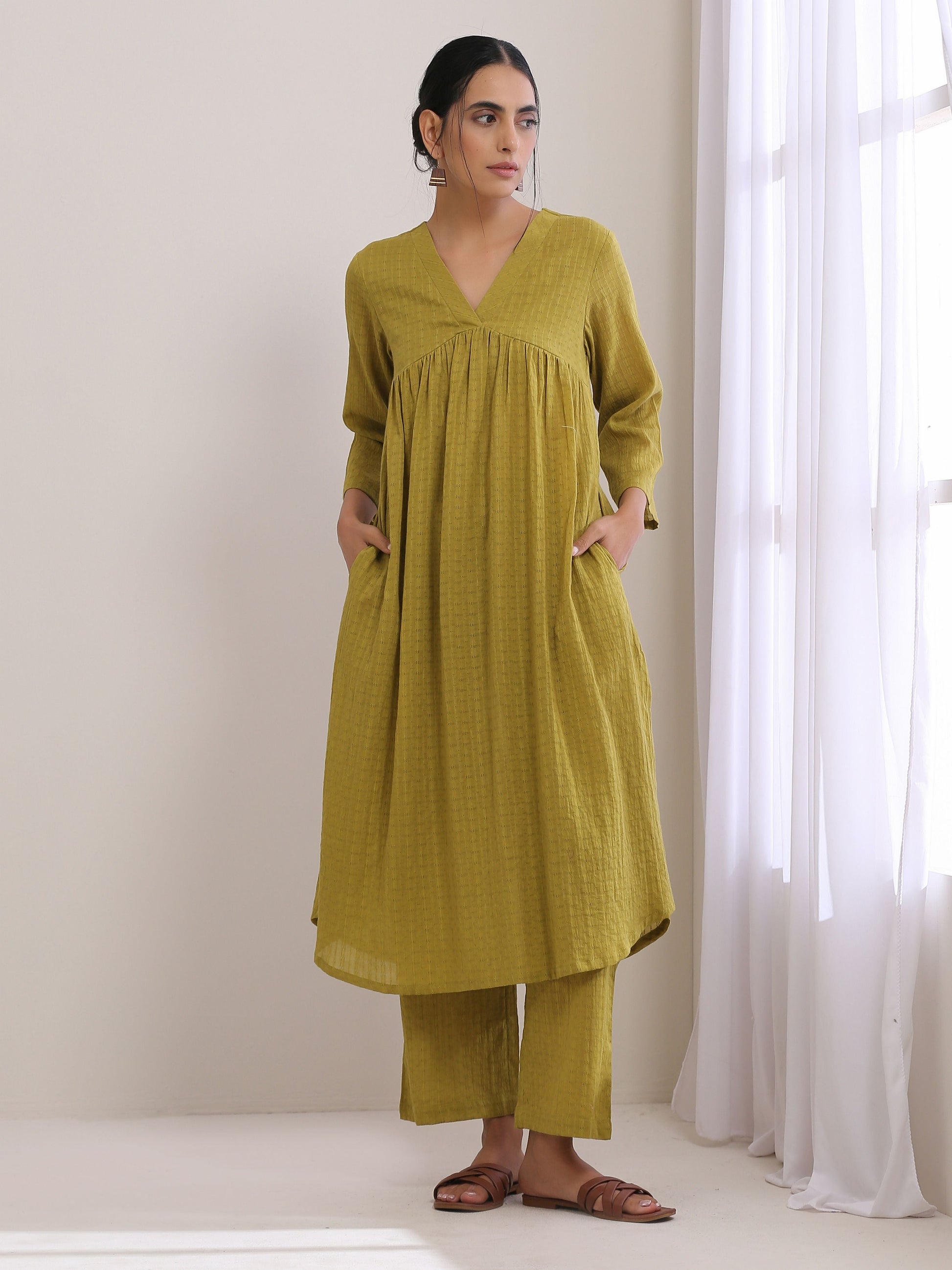 trueBrowns Avacado Green Dobby Flared Slit Kurta Pant Set 