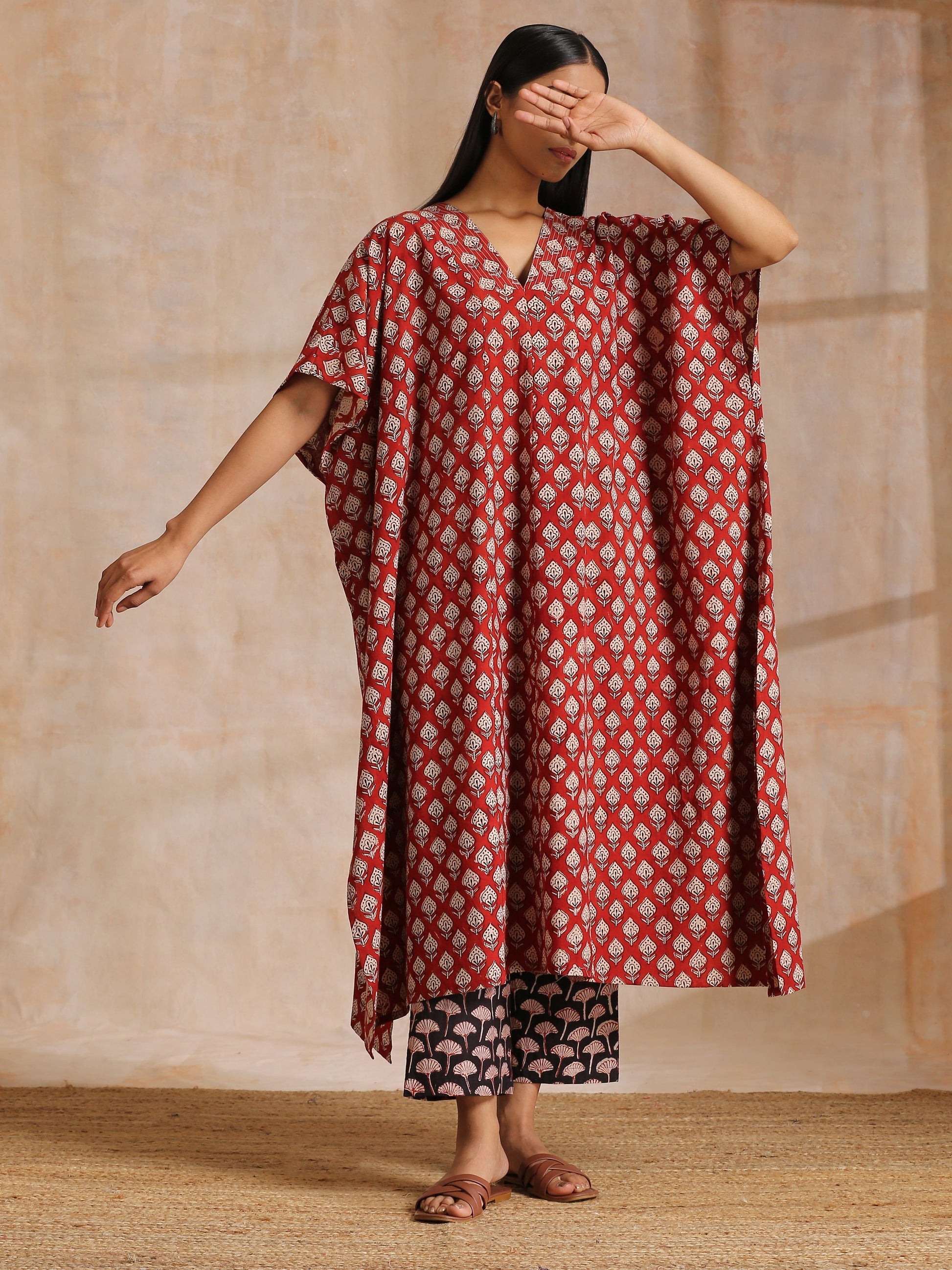 trueBrowns Rust Red Bagru Floral Print Cotton Panel Kaftan Kurta Pant Set 