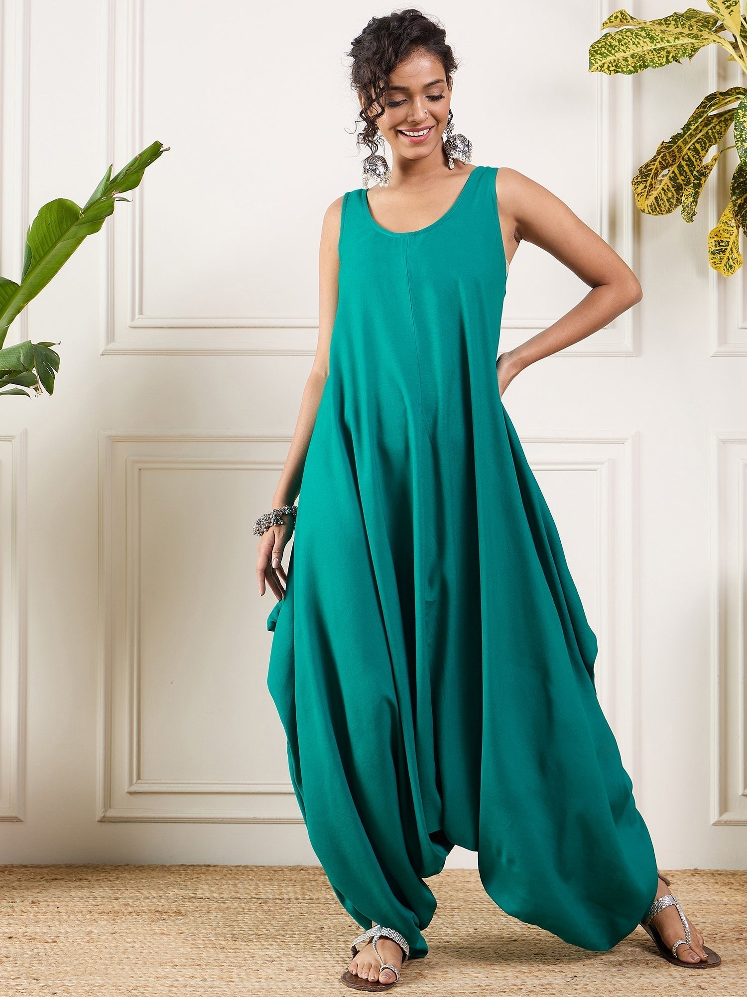 InWeave Teal Round Sleeveless Jumpsuit 