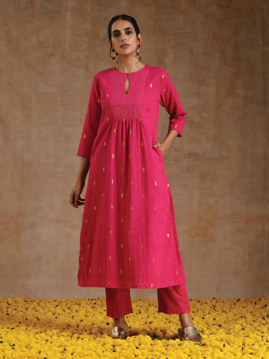 trueBrowns Pink Gold Cotton Yoke Kurta Set 