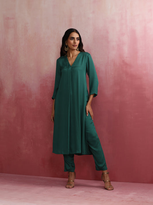 trueBrowns Green Modal Pleated Kurta Set 