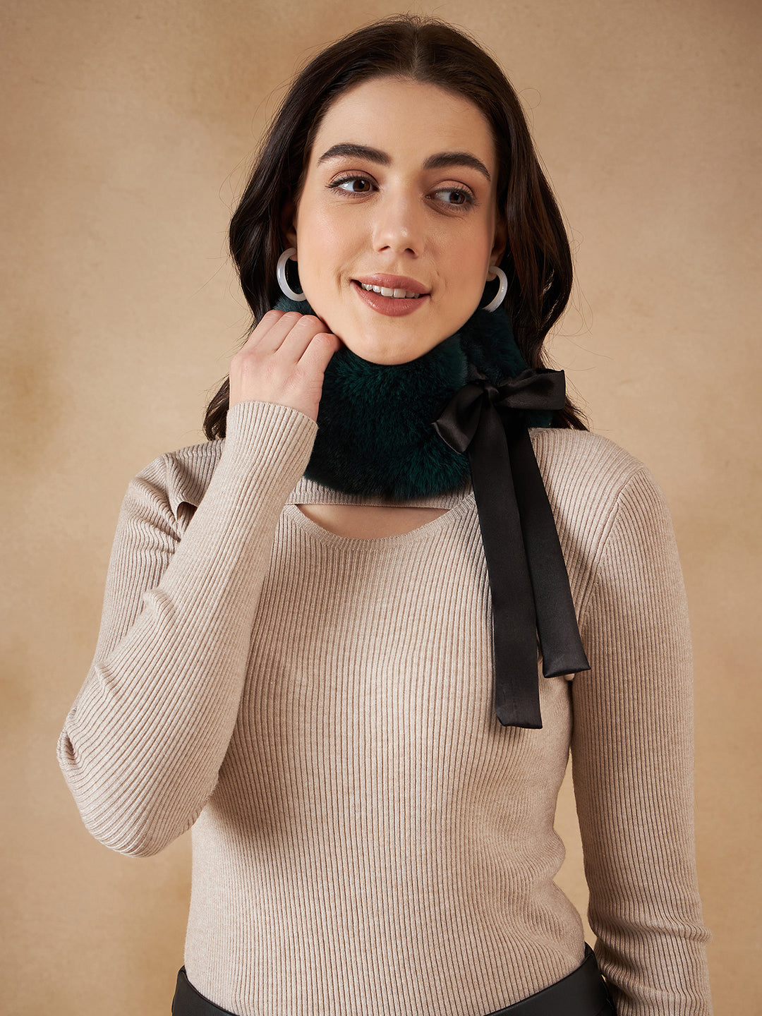 InWeave Women's Dark Teal Fur Neckpiece 