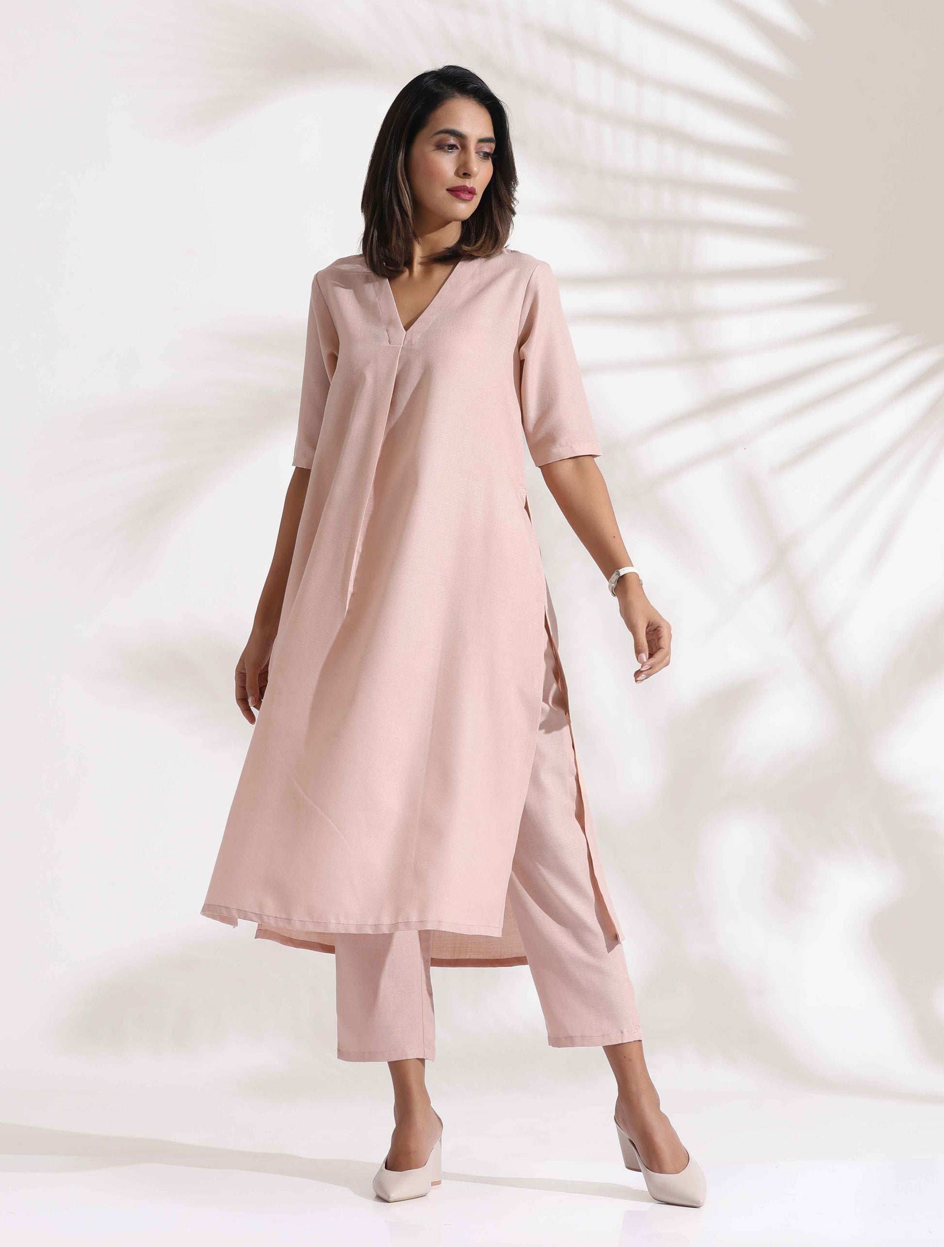trueBrowns Light Pink Slub Kurta Set 