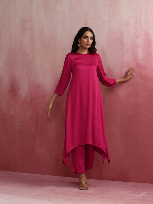 trueBrowns Magenta Highlow Modal Kurta Set 