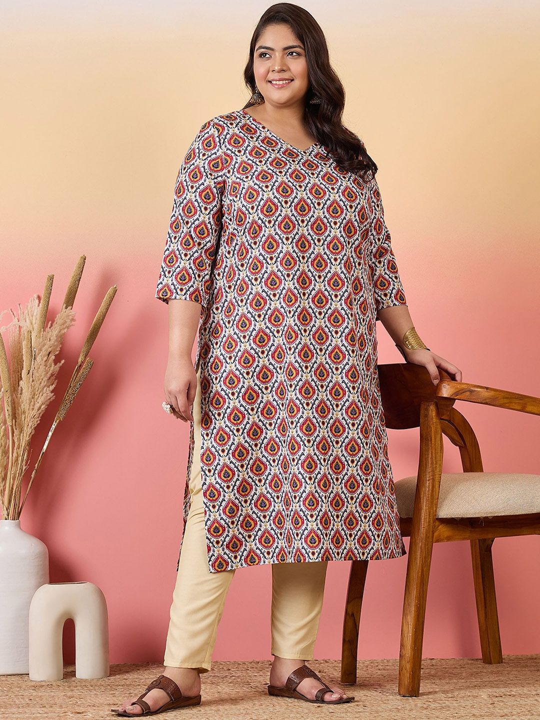 Sztori Plus Size Ethnic Motifs Printed V-Neck Crepe Straight Kurta