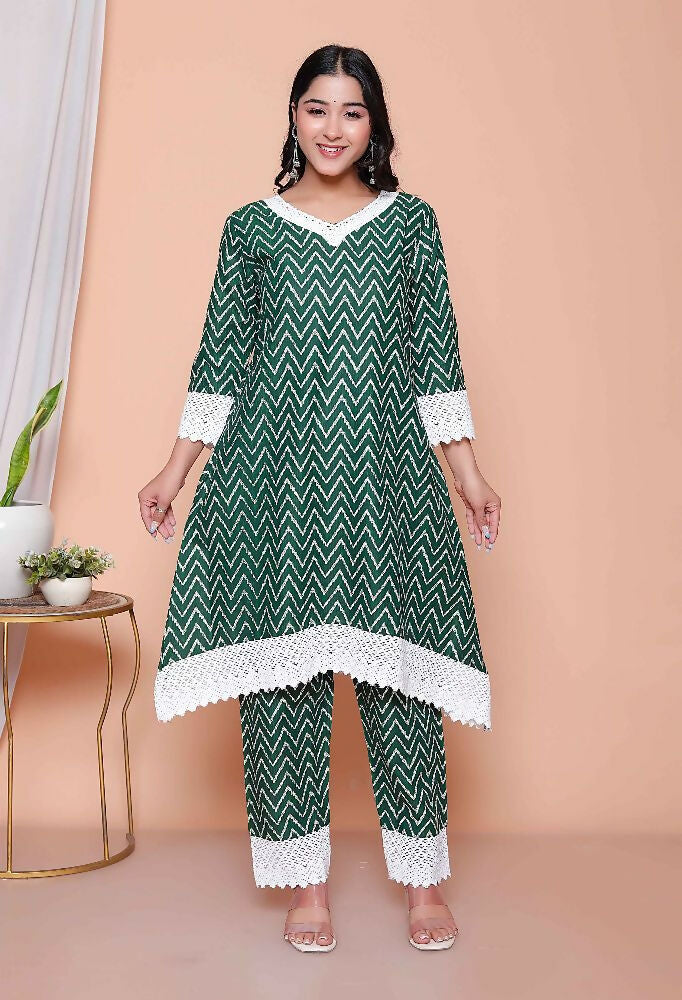 Miravan Womens Green Rayon Zigzag Print Kurta With Palazzo Set