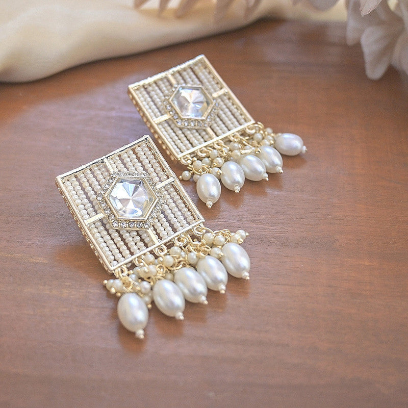 Tehzeeb Creations Fashionable Gold Necklace Earrings With Tikka Studded With Kundan And Pearl Tehzeeb Creations