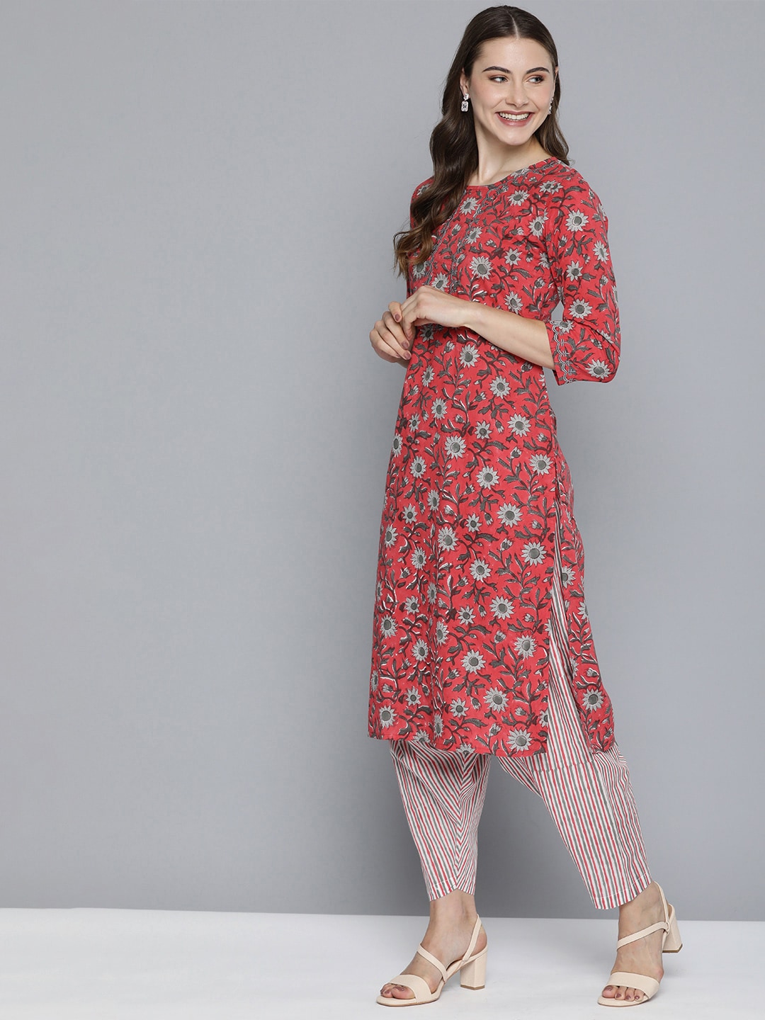 HERE&NOW Floral Printed Regular Pure Cotton Kurta with Salwar & With Dupatta