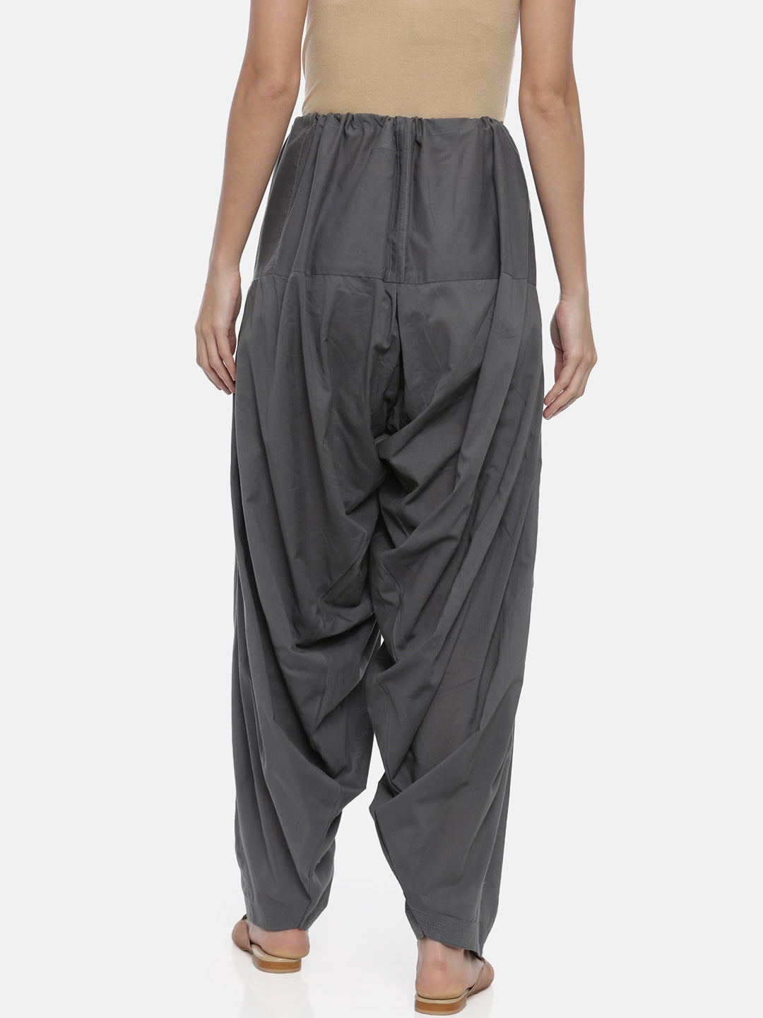 Souchii Women Grey Solid Loose-Fit Patiala 