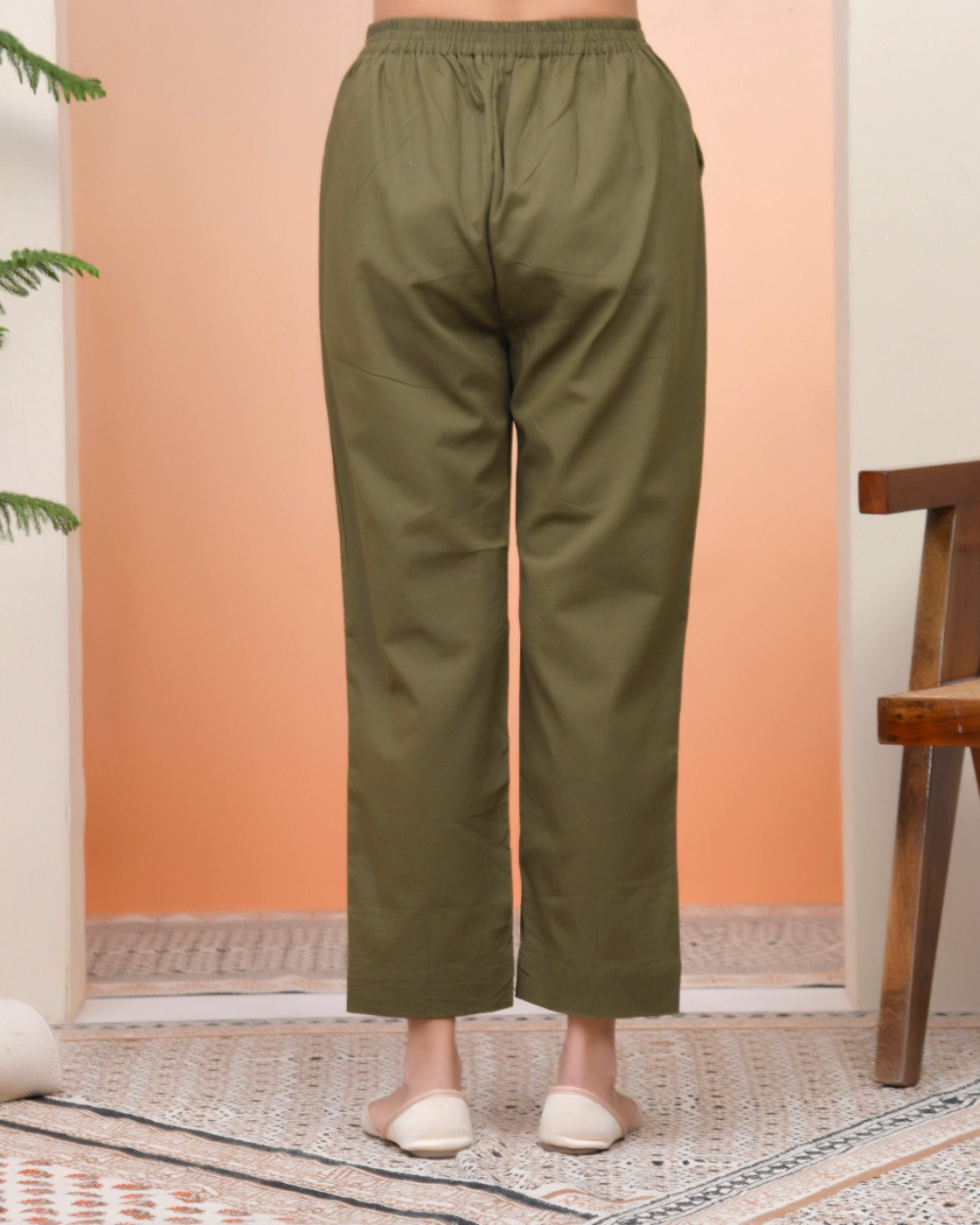 Vaasva Women Olive Green Cotton Flax Solid Straight Pants 