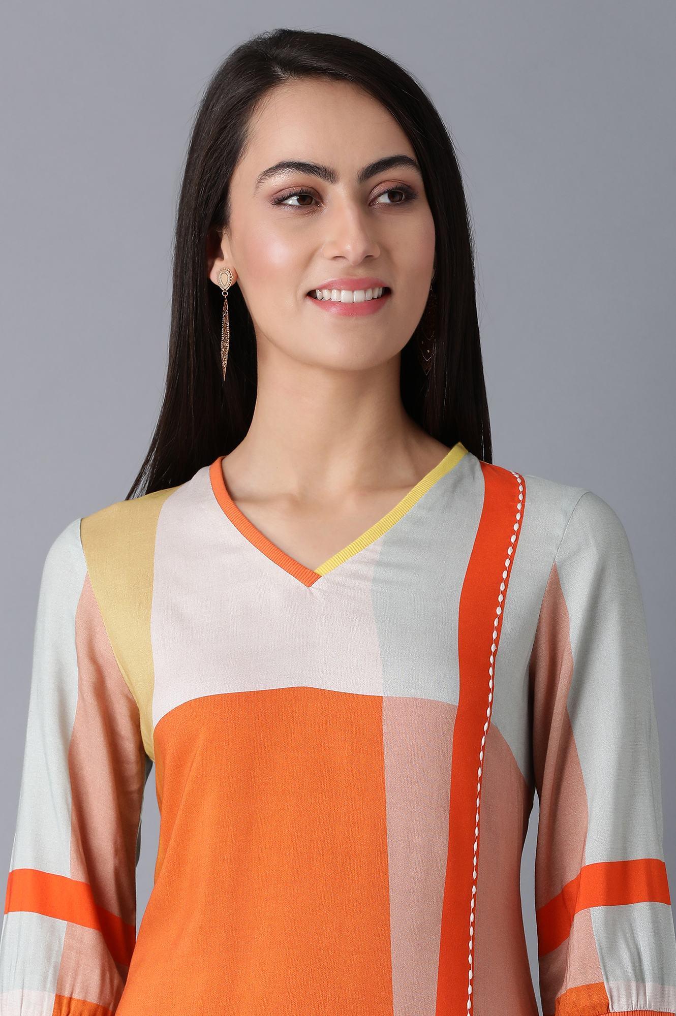 W for Woman Orange V-Neck Printed kurta