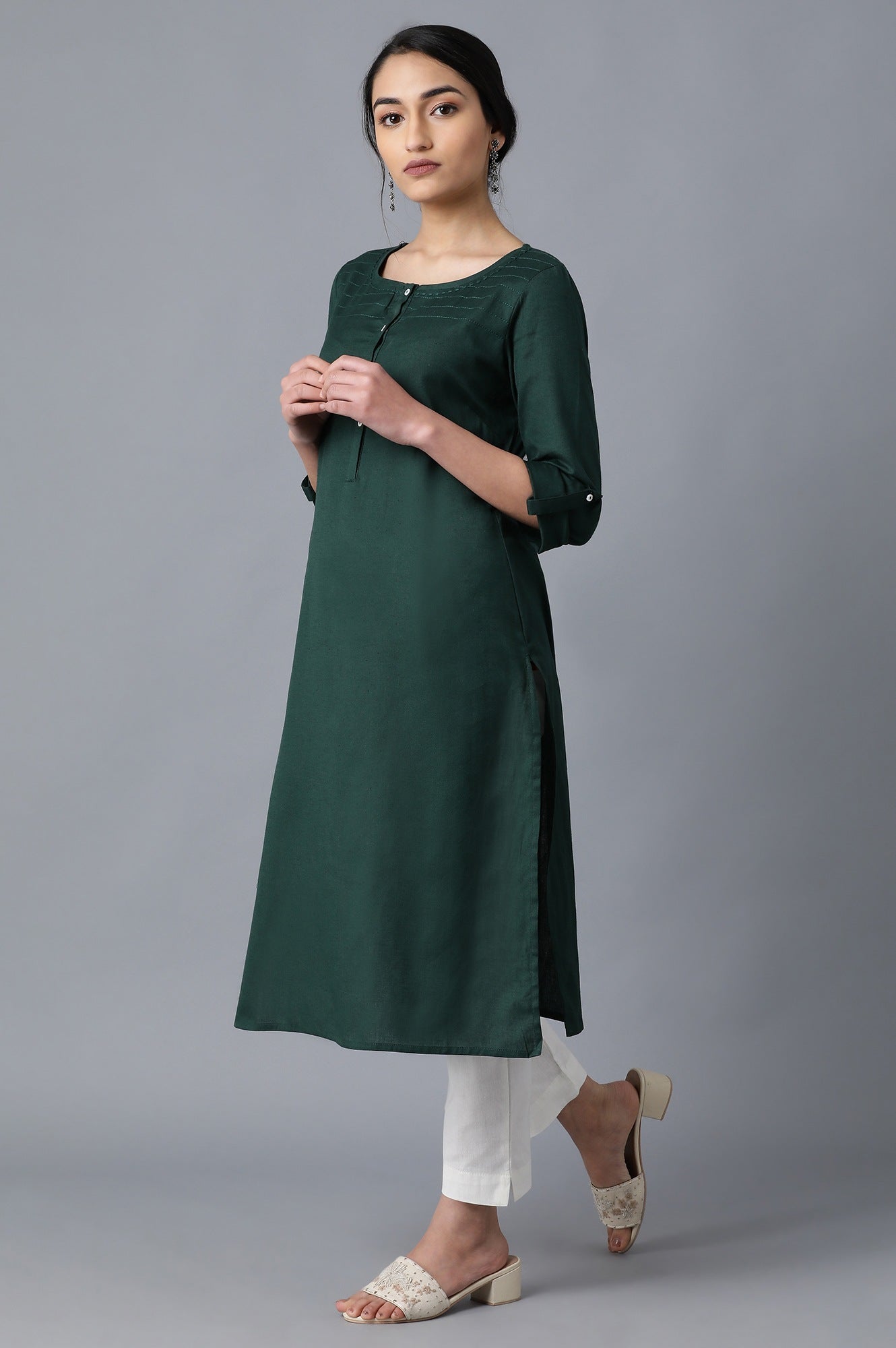W for Woman Green Round Neck Solid kurta