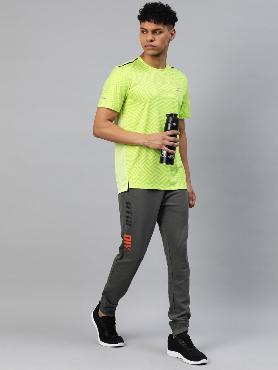 Alcis Men Printed Anti Static Slim Fit T-shirt 