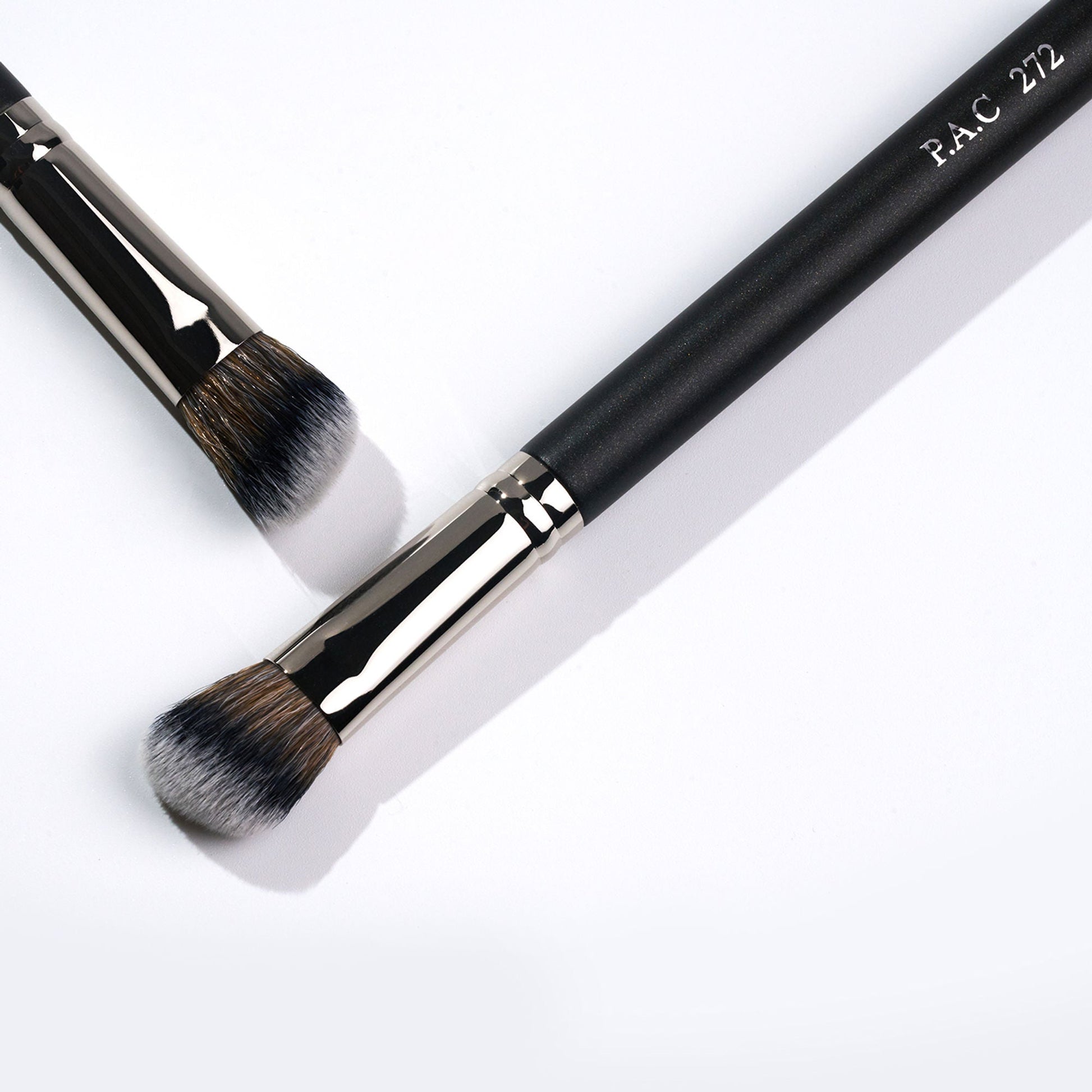 PAC Studio Concealer Brush 272 - Angled Multi Functional Brush, Soft Bristles for Precise Application