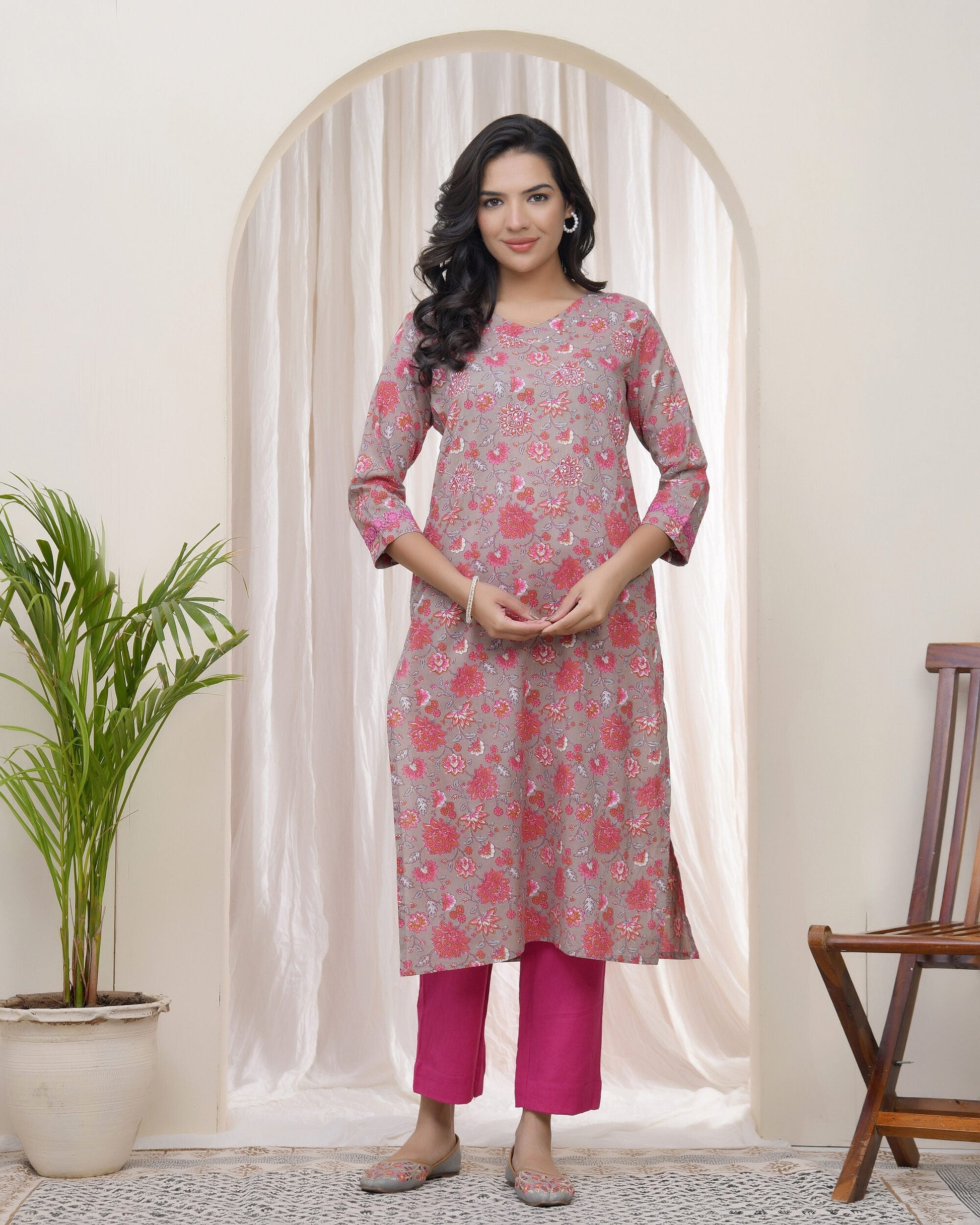 Vaasva Women Charcoal Cotton Printed Straight Kurti | Grab2Buy
