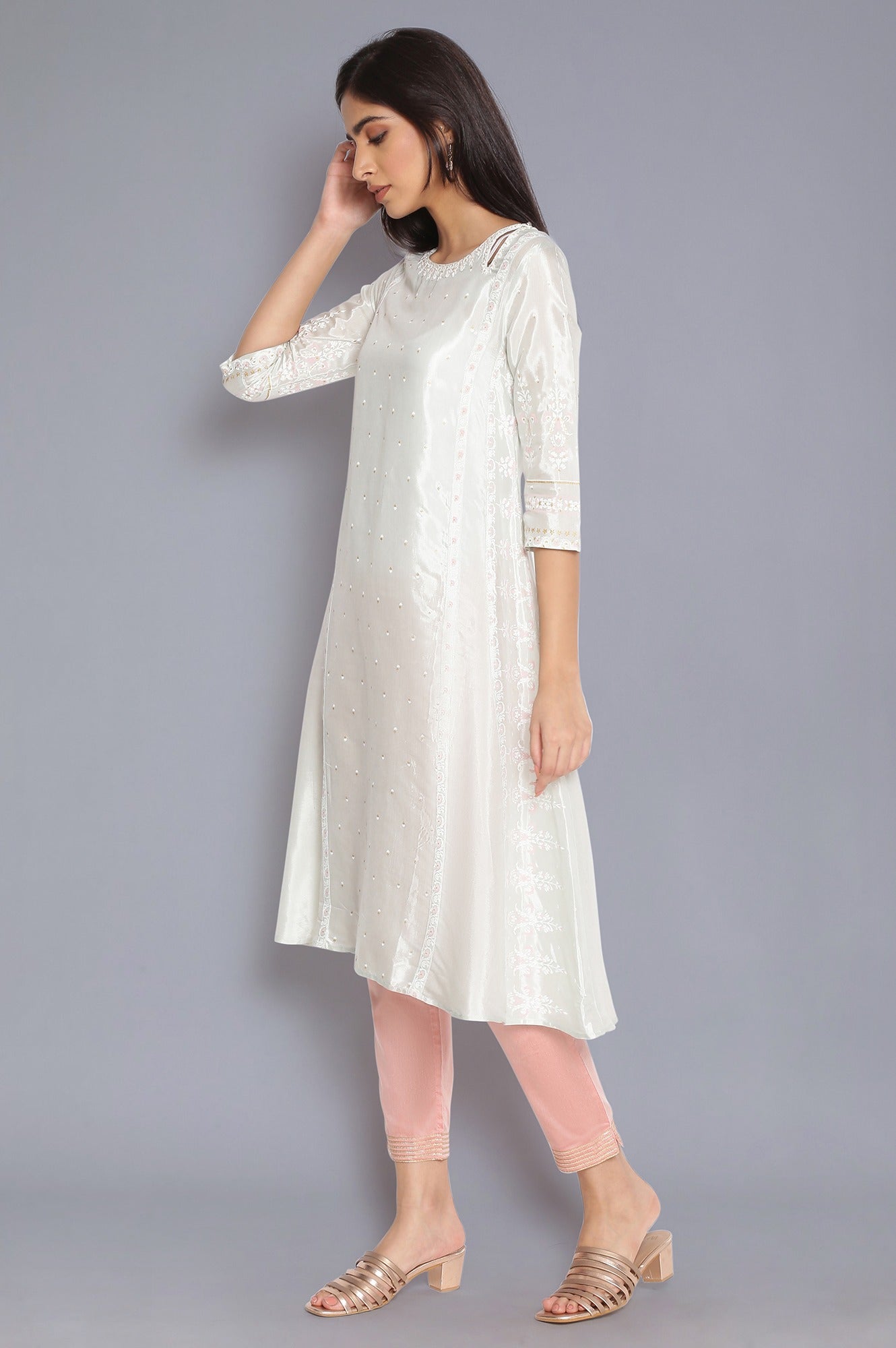 W for Woman Pista Green Printed kurta with Embroidery