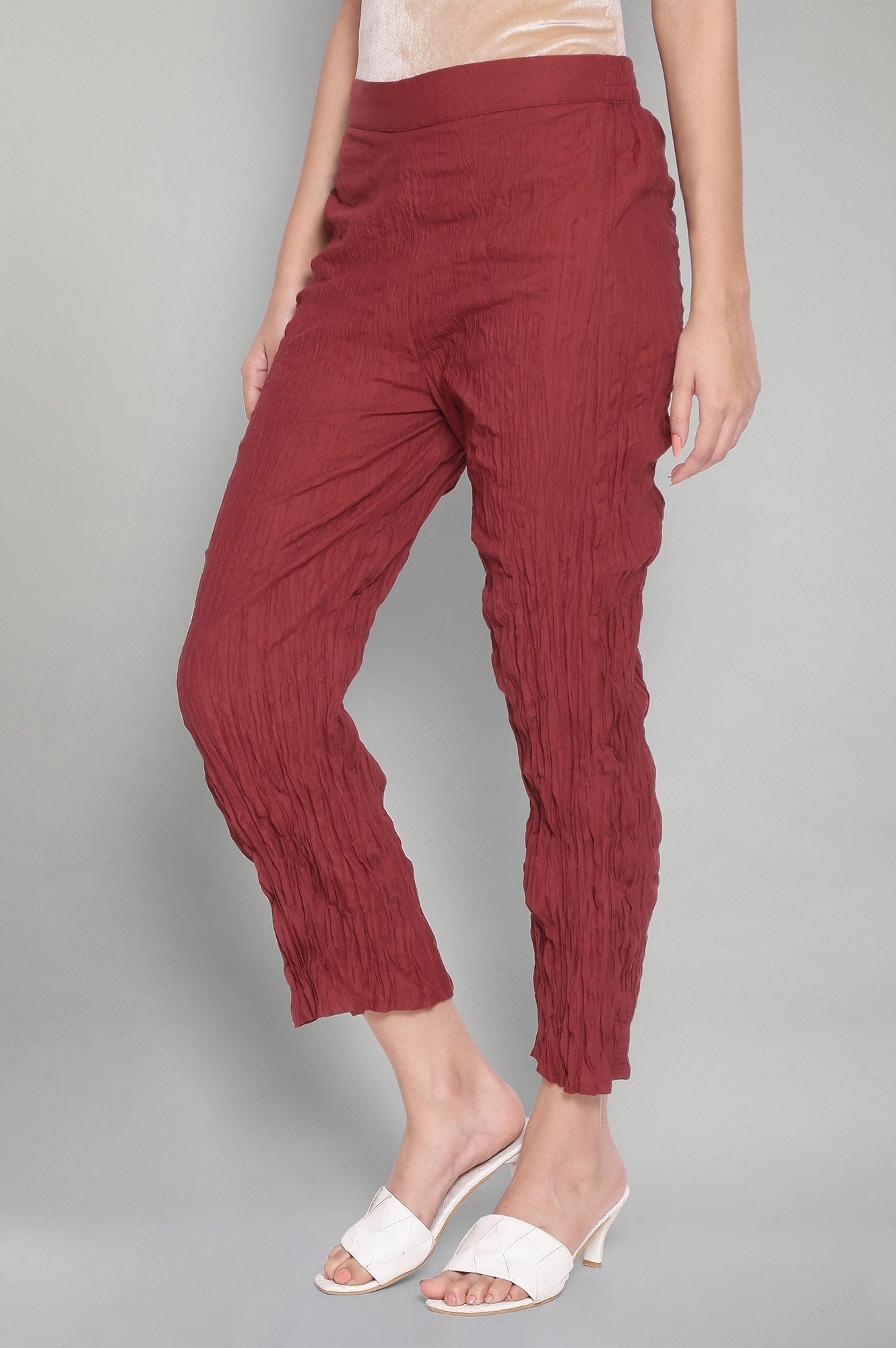 W for Woman Red Solid Crinkled Parallel Pants