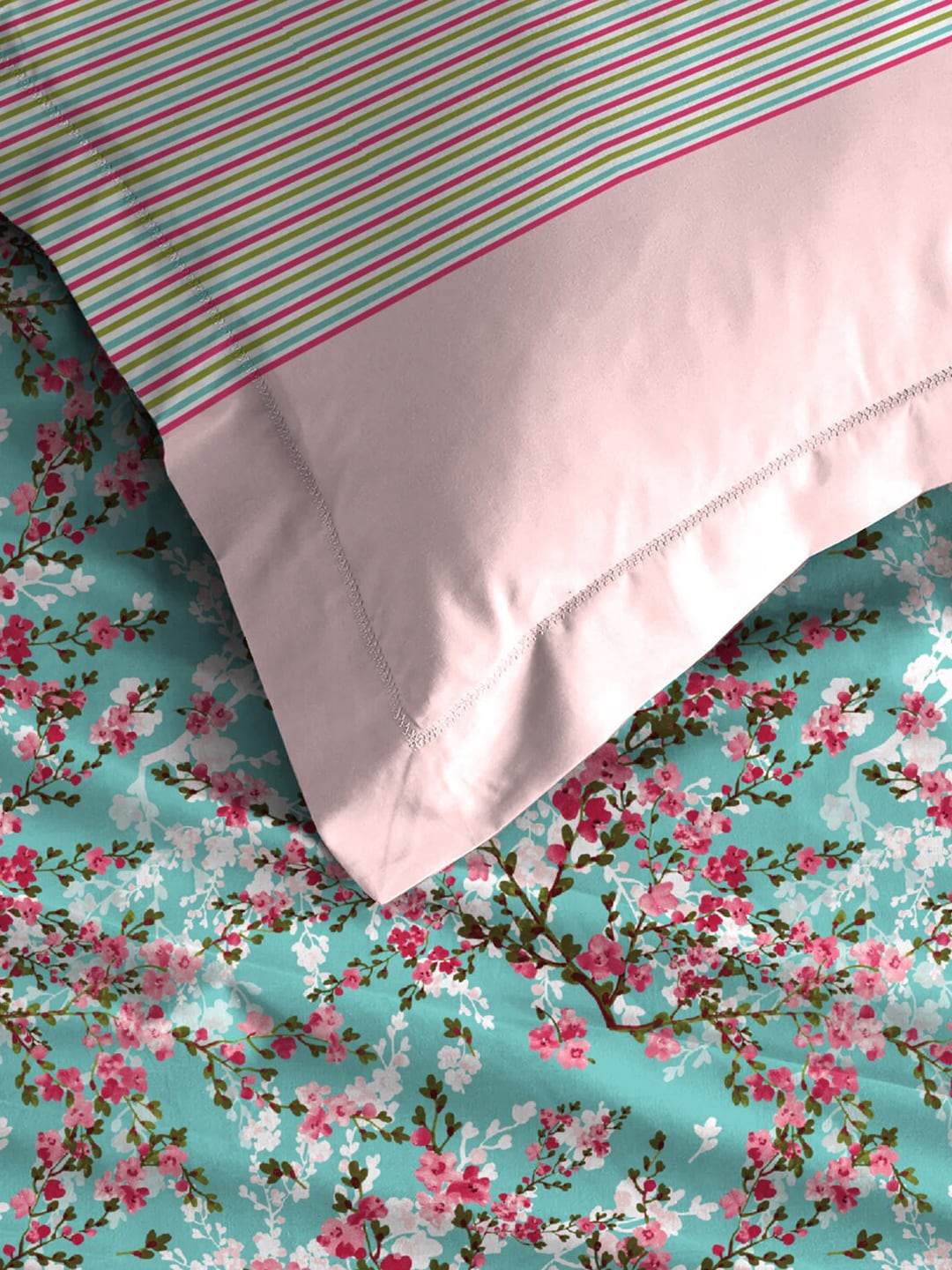 MYTRIDENT Turquoise Blue Pink Floral Pure Cotton 144 TC Queen Bedsheet 2 Pillow Covers 