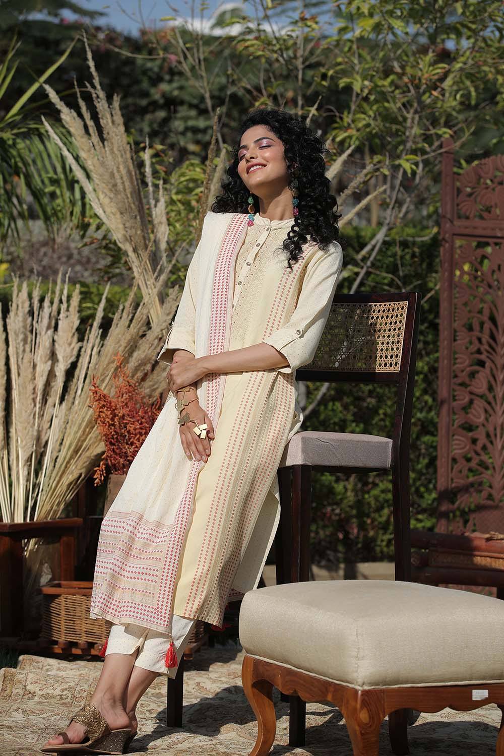 Juniper Women's Ivory Stipes Printed Rayon Straight Kurta Pants & Cotton Voile Dupatta