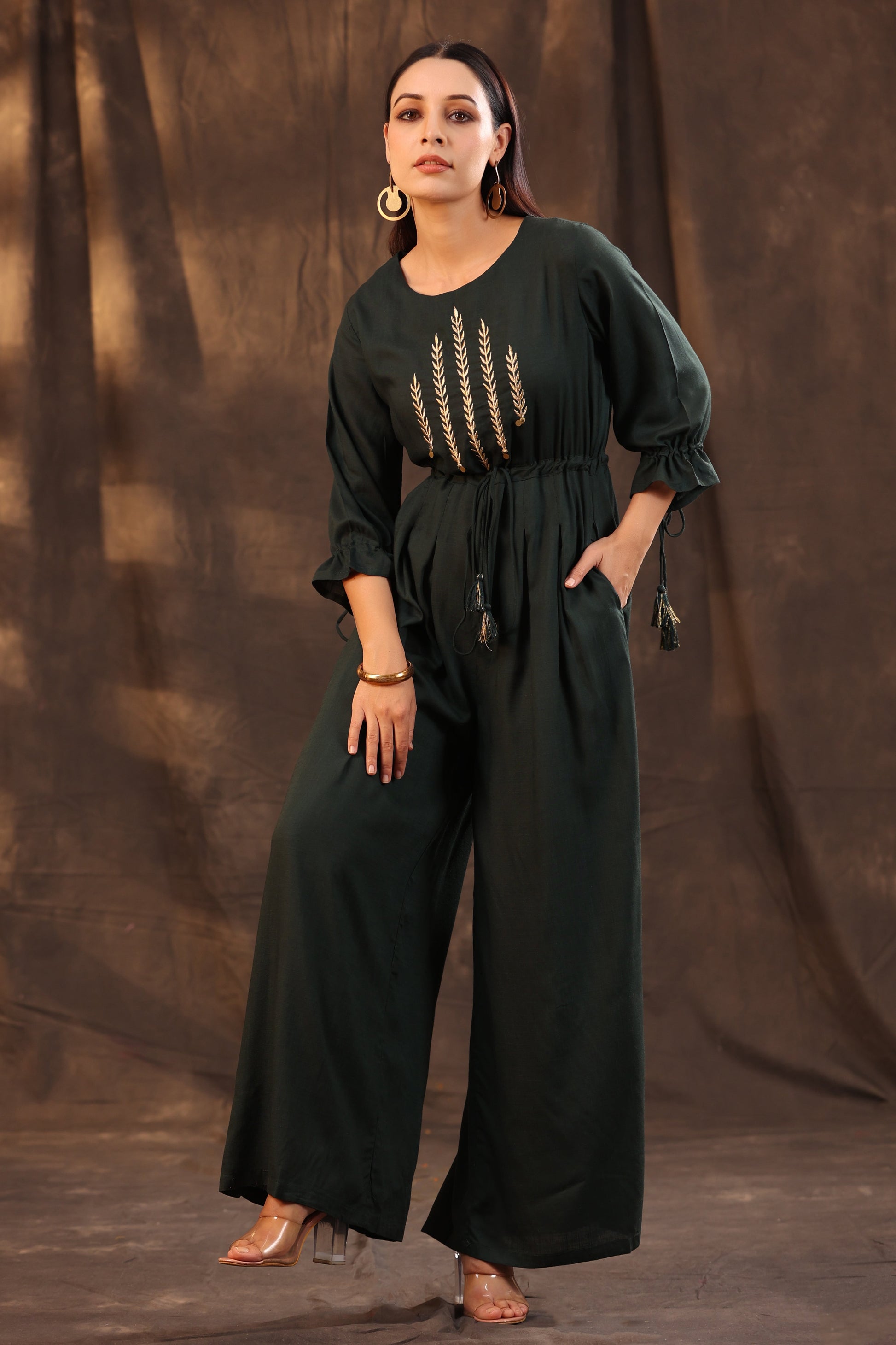 Juniper Women Jadegreen Rayon Slub Embroidered Regular Jumpsuit 