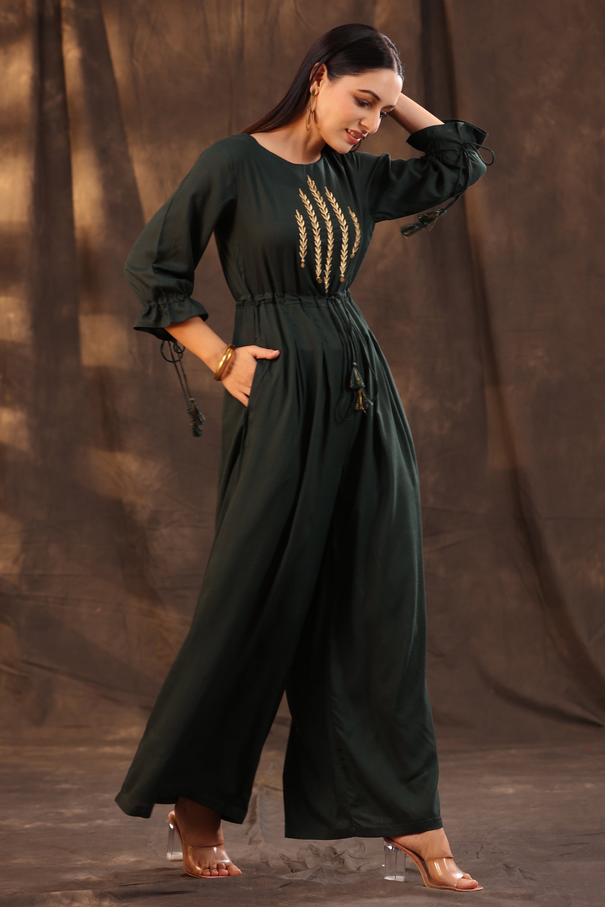 Juniper Women Jadegreen Rayon Slub Embroidered Regular Jumpsuit 