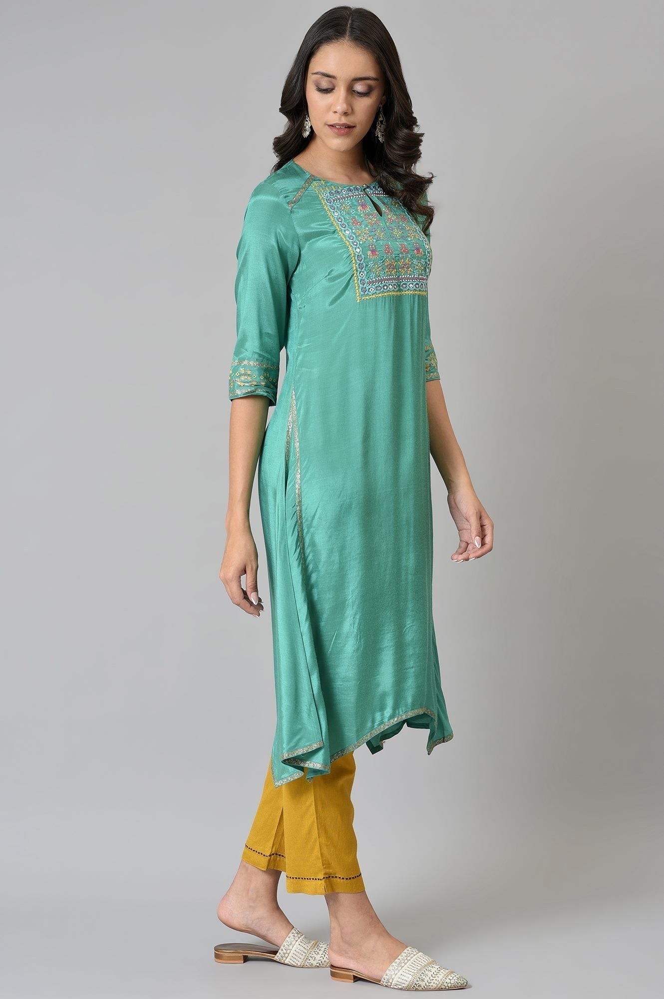 W for Woman Marine Green Embroidered And Mirror Work kurta