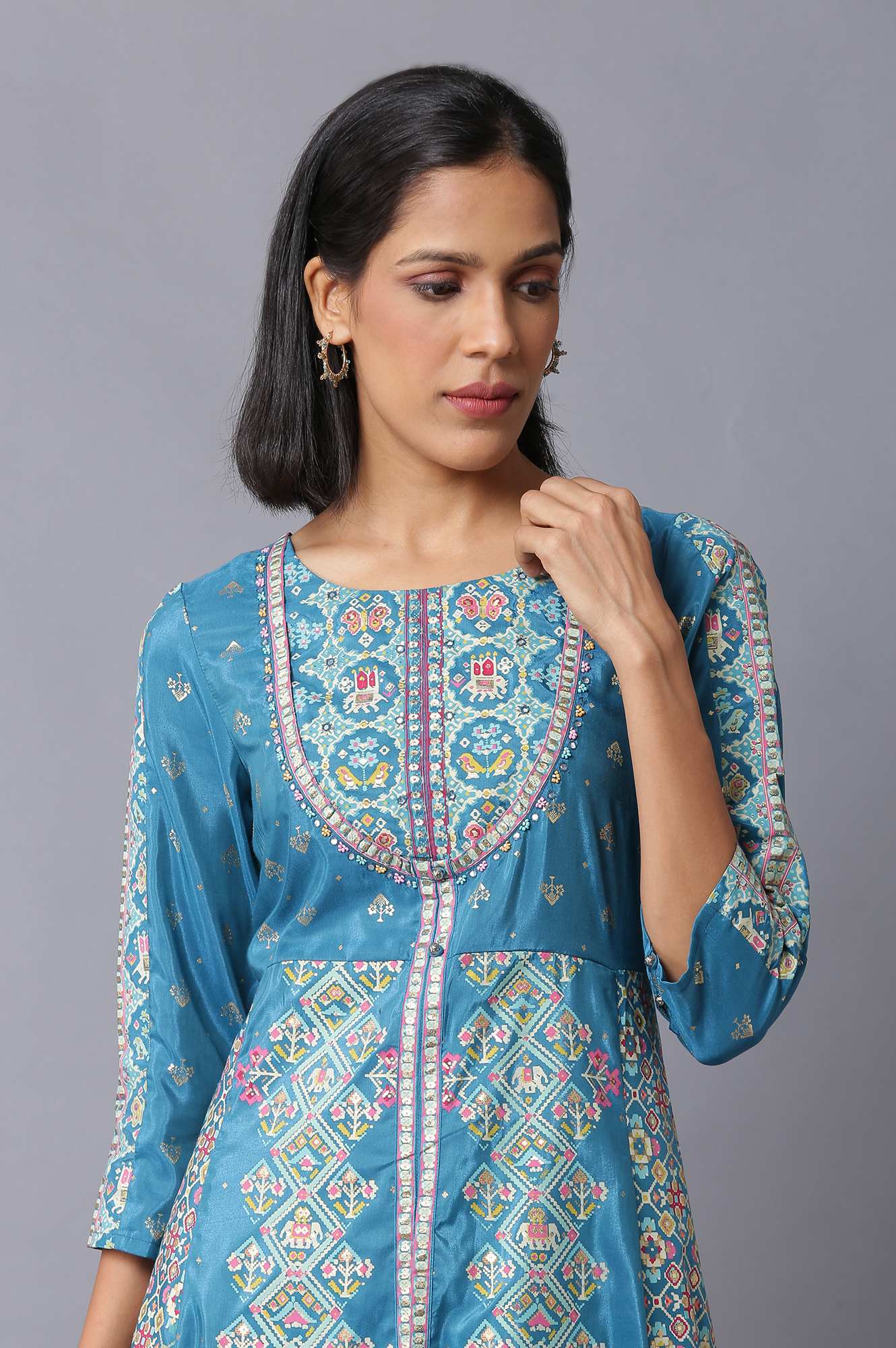 W for Woman Blue Glitter Printed A-Line kurta With Slim Pants