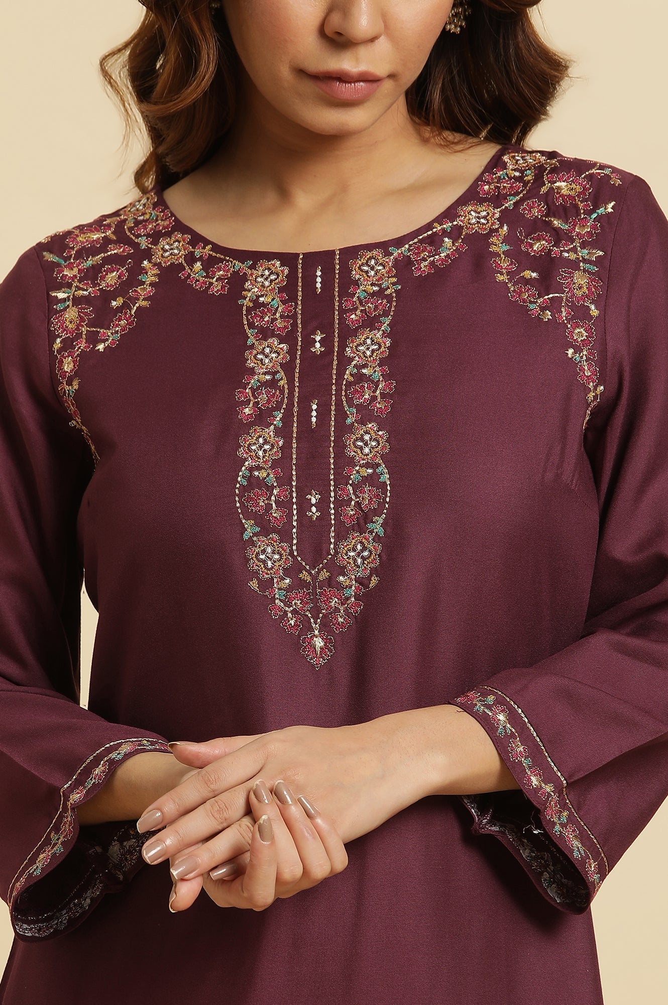 W for Woman Purple Solid Zari Rayon Straight Kurta and Parallel Pant Set