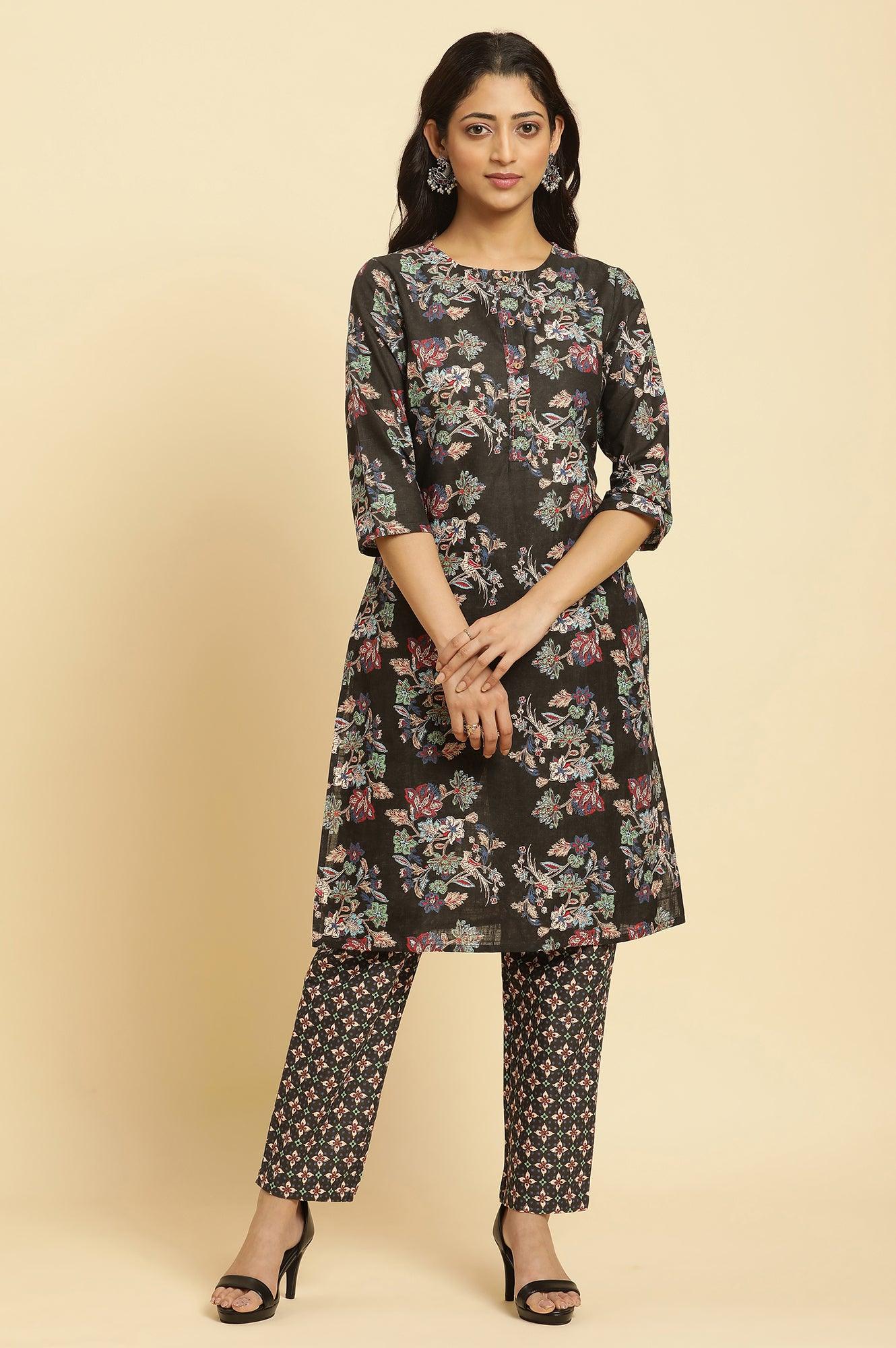 W for Woman Black Floral Printed Kurta And Pants Set
