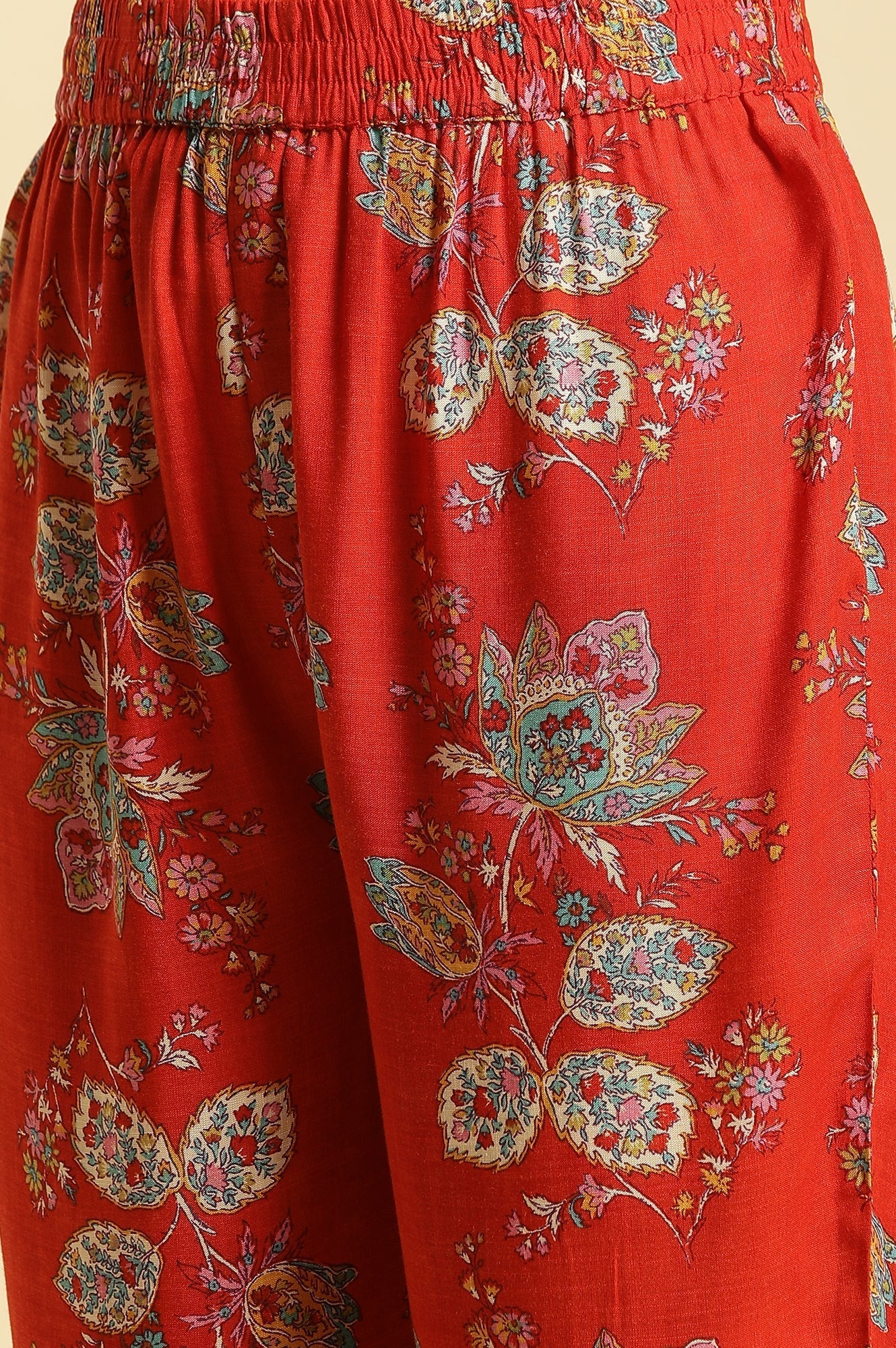 W for Woman Red Floral Printed Straight Kurta And Straight Pants Co-Ord Set