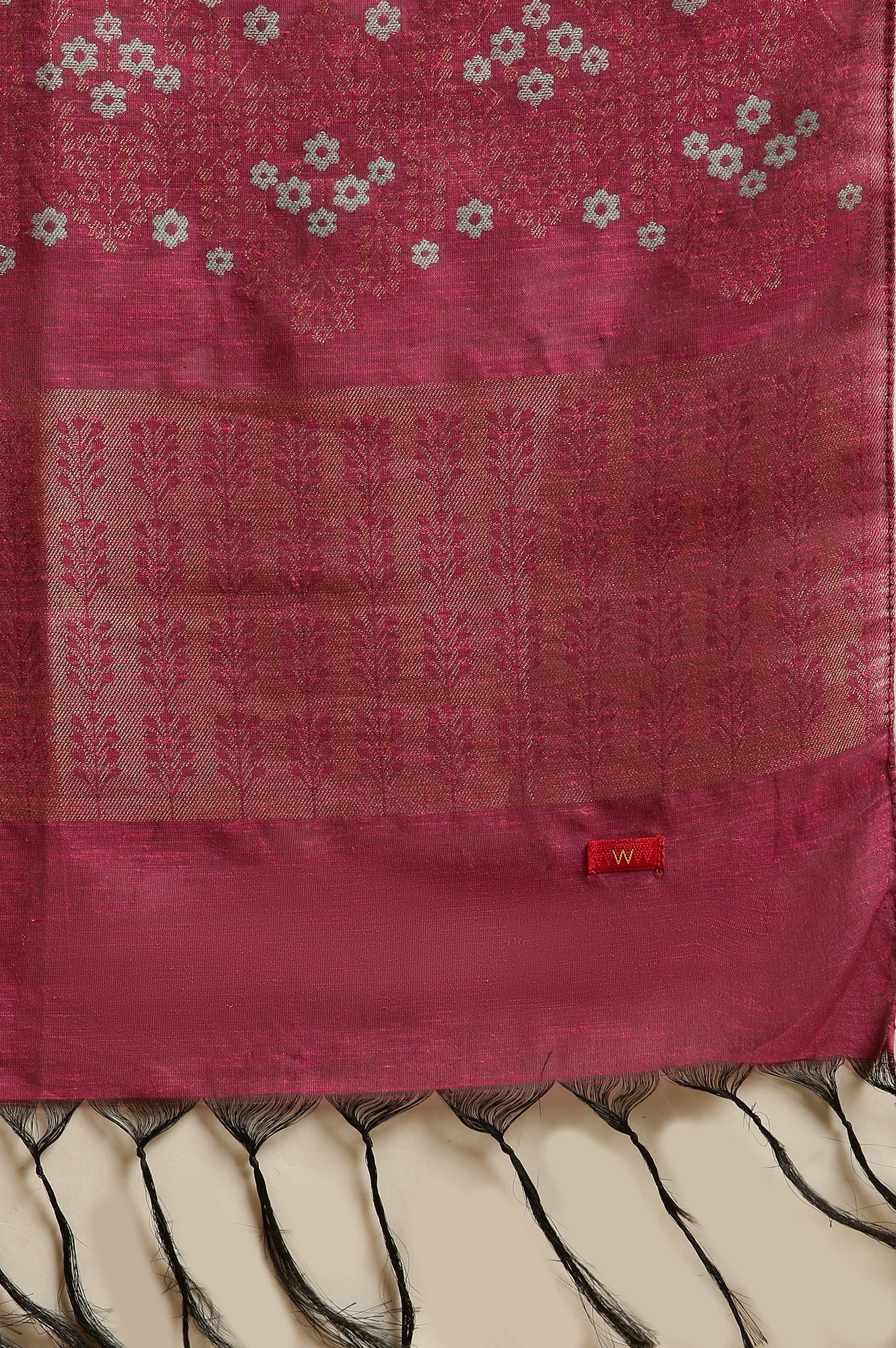 W for Woman Pink Embellished Kurta, Pants And Jacquard Dupatta Set