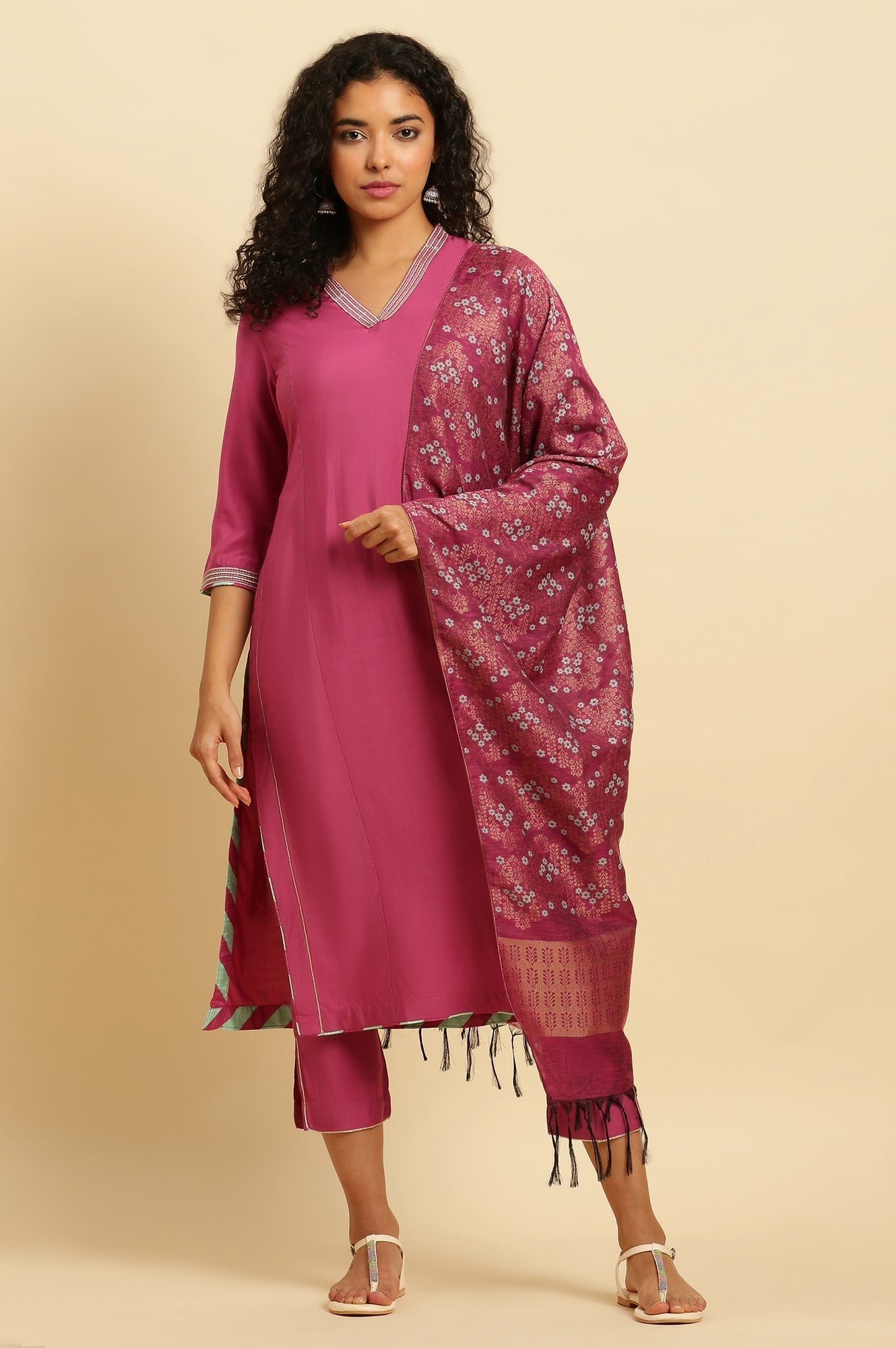 W for Woman Pink Embellished Kurta, Pants And Jacquard Dupatta Set