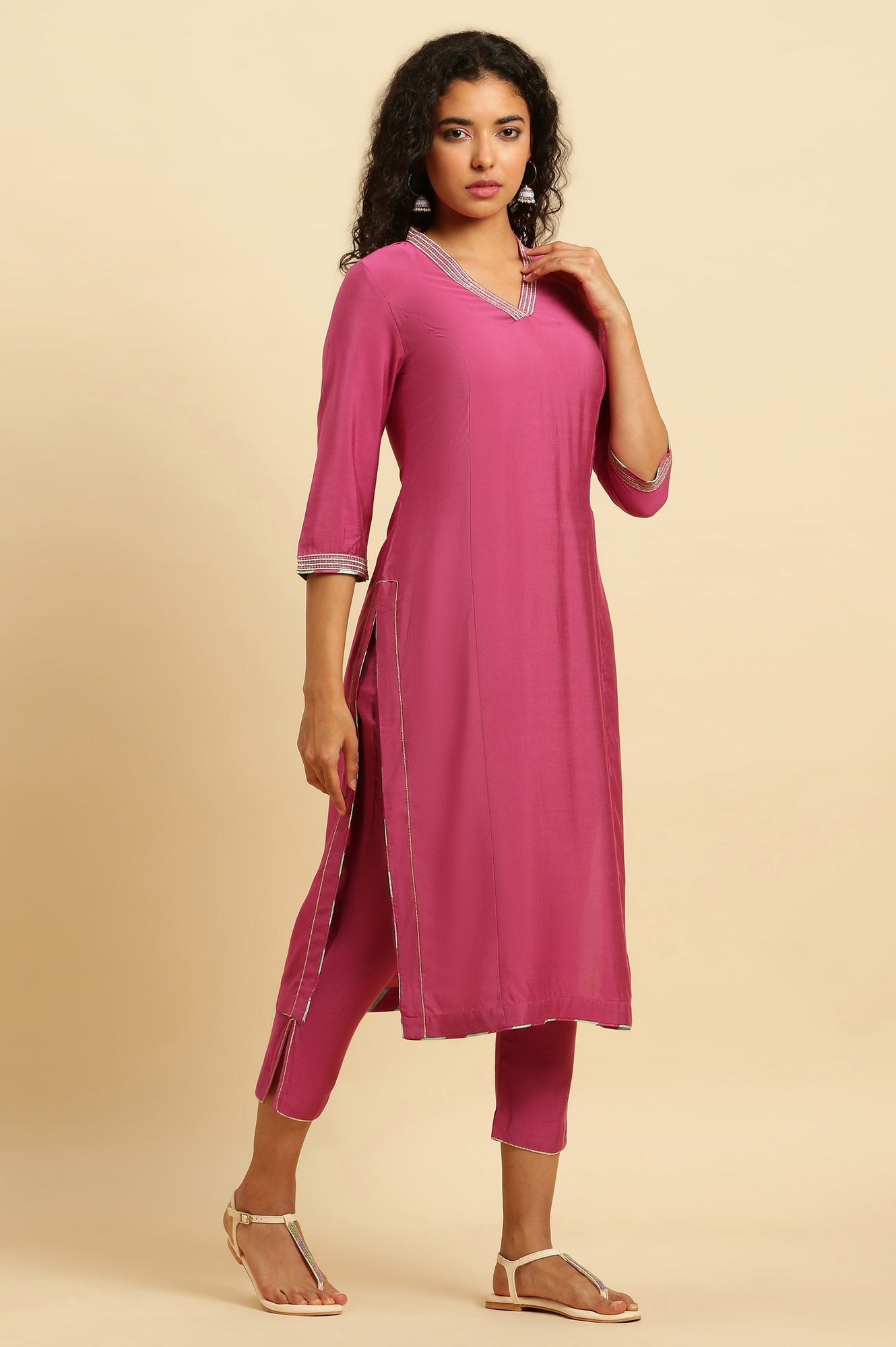 W for Woman Pink Embellished Kurta, Pants And Jacquard Dupatta Set
