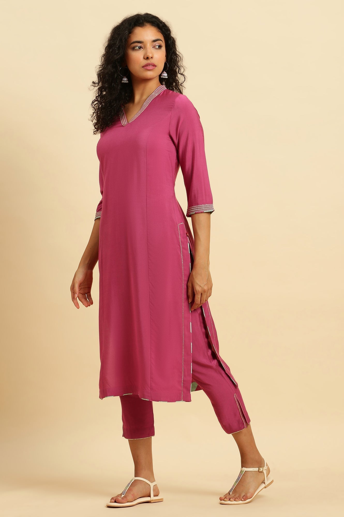 W for Woman Pink Embellished Kurta, Pants And Jacquard Dupatta Set