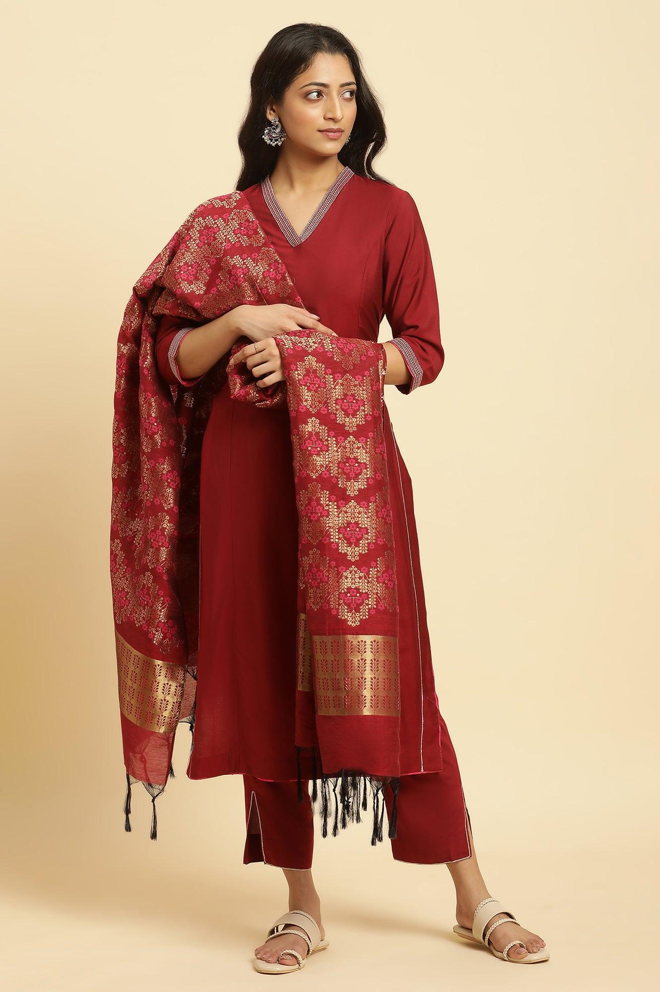 W for Woman Maroon Solid Kurta, Pants And Jacquard Dupatta