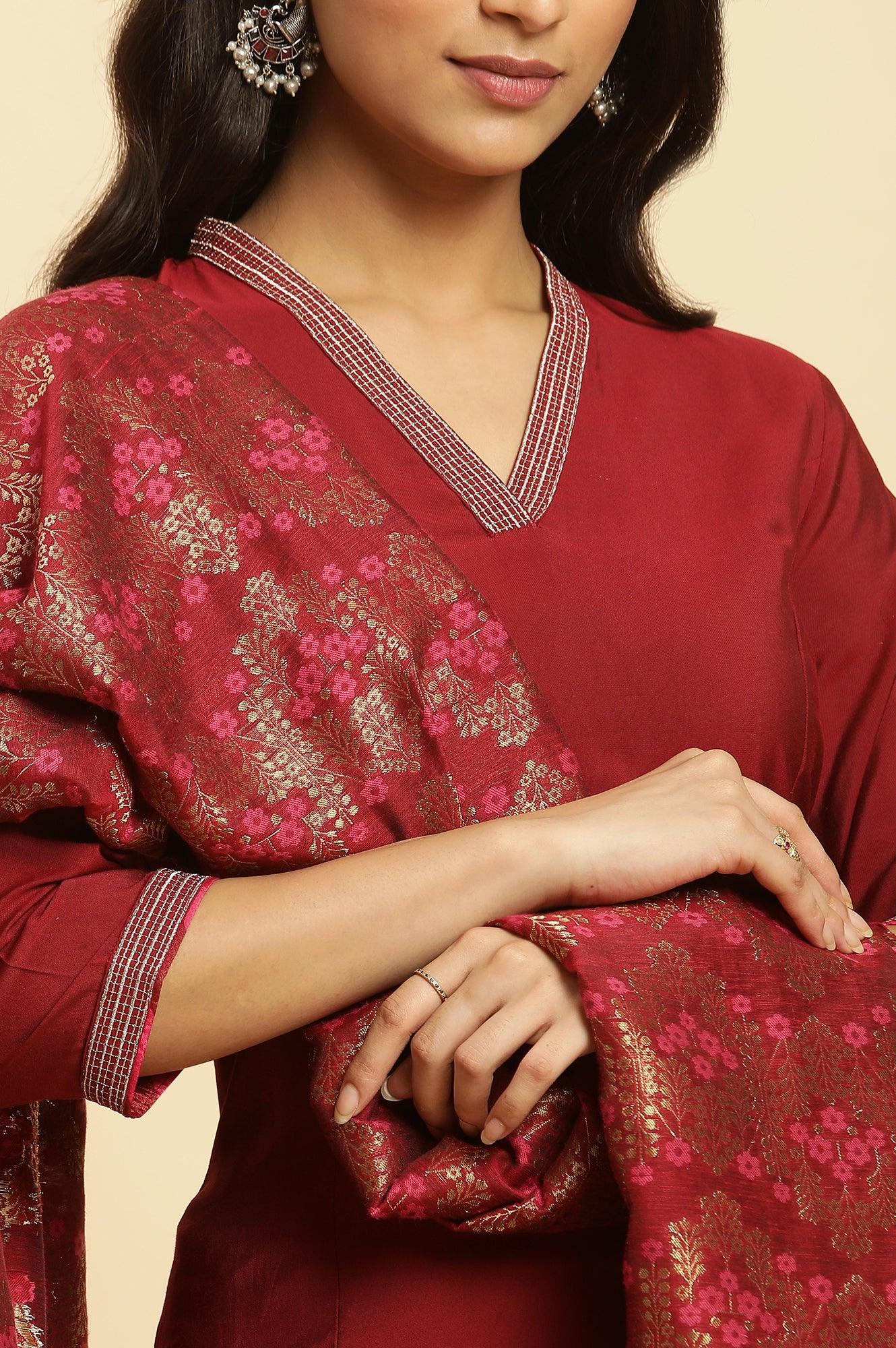 W for Woman Maroon Solid Kurta, Pants And Jacquard Dupatta