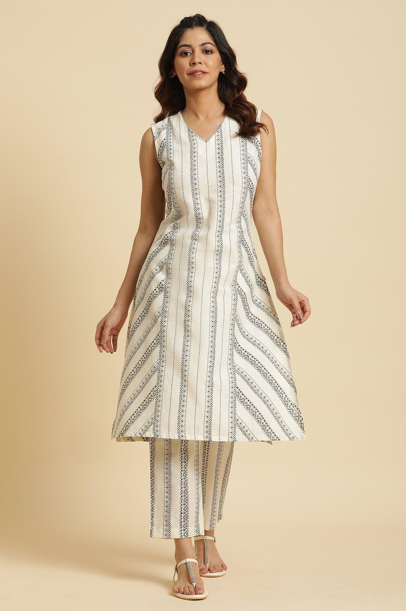 W for Woman Ecru Printed Kurta & Pants Co-Ord Set With Kantha Detail