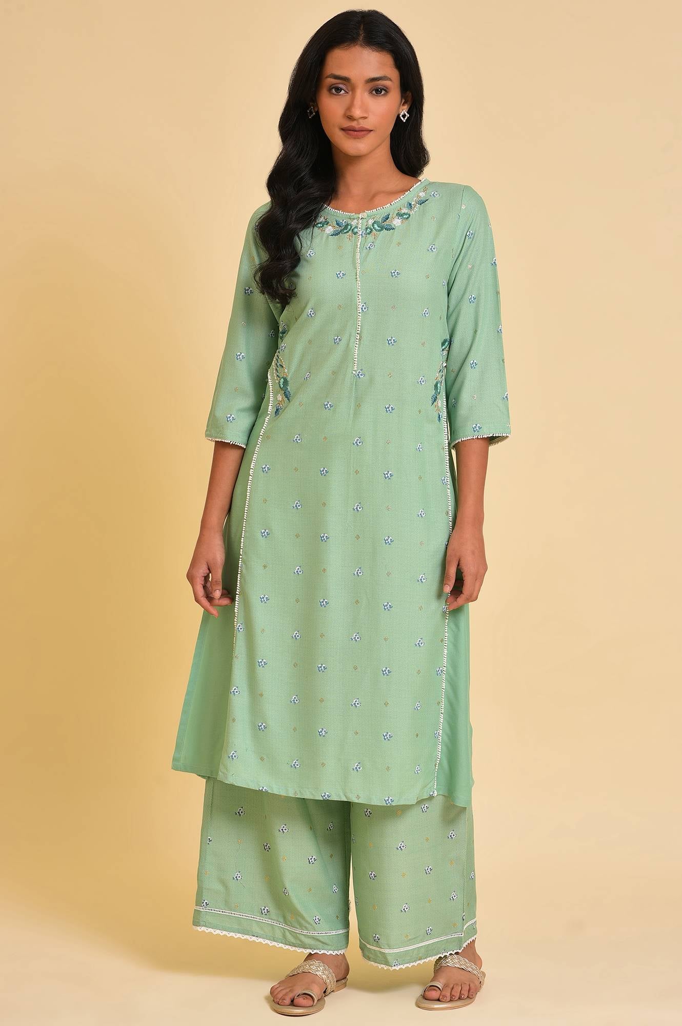W for Woman Green Embroidered Straight Kurta